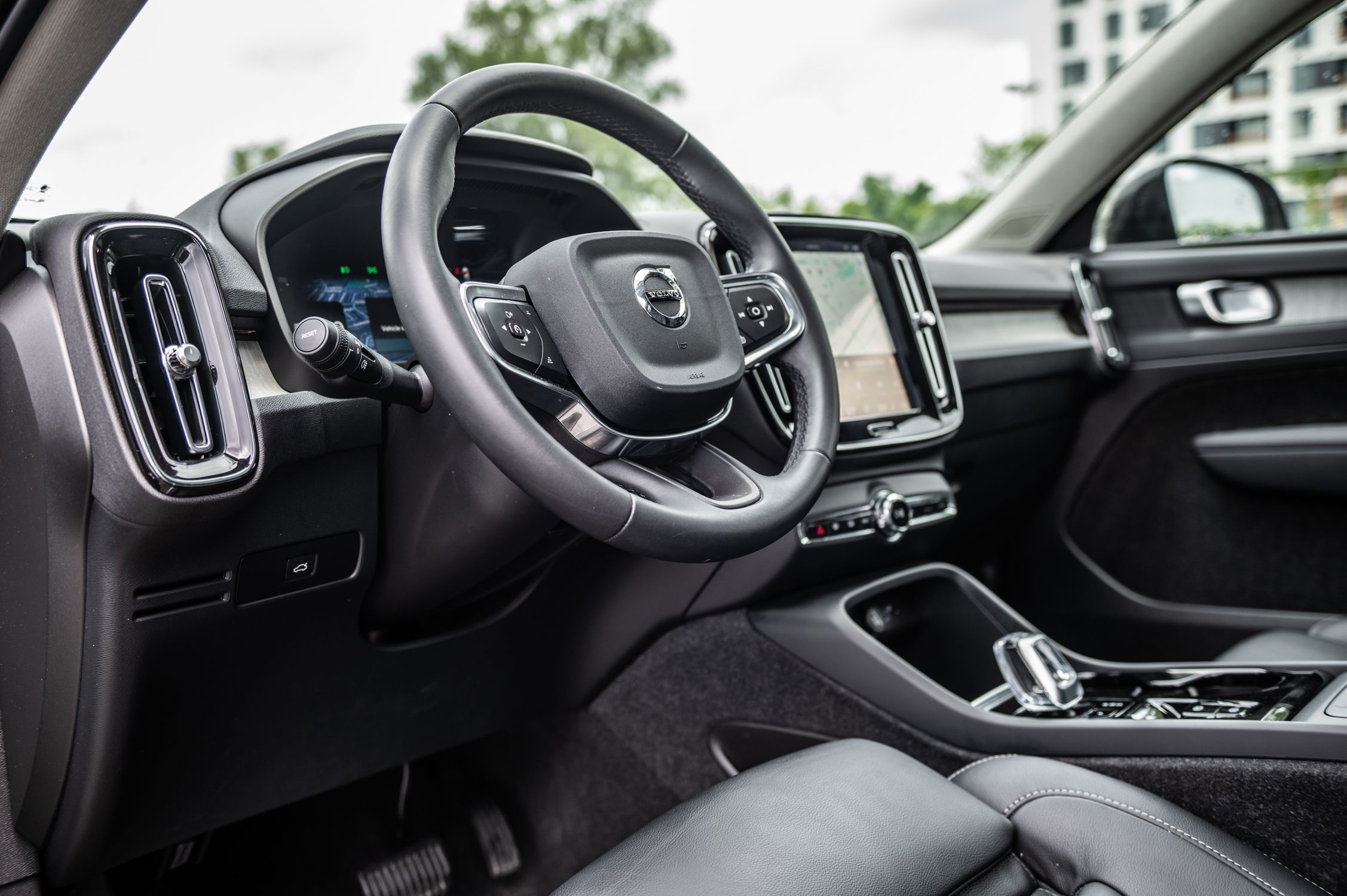 Volvo XC40  2024 à Pointe-Claire, Québec