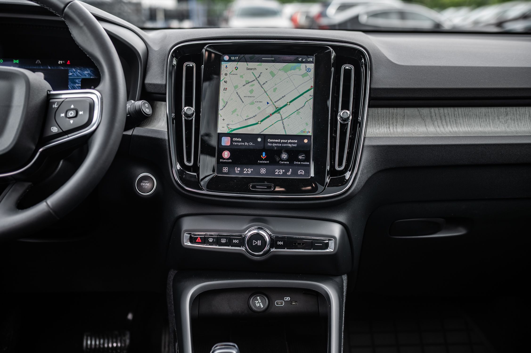 Volvo XC40  2024 à Pointe-Claire, Québec