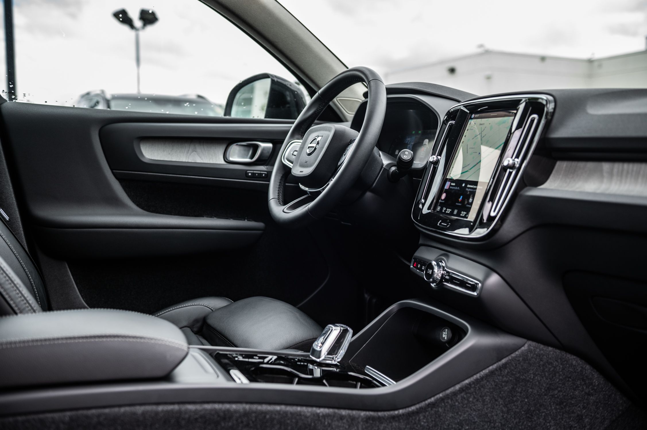 Volvo XC40  2024 à Pointe-Claire, Québec