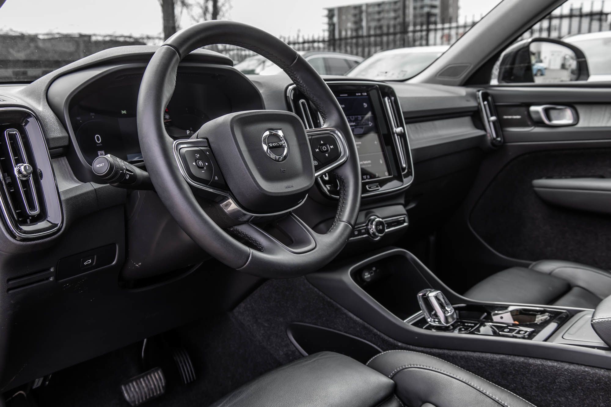 Volvo XC40  2024 à Pointe-Claire, Québec