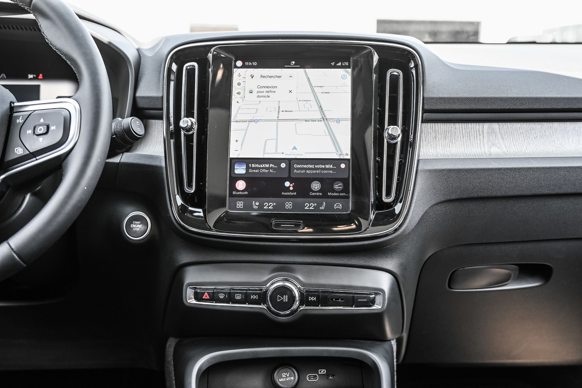 Volvo XC40  2024 à Pointe-Claire, Québec