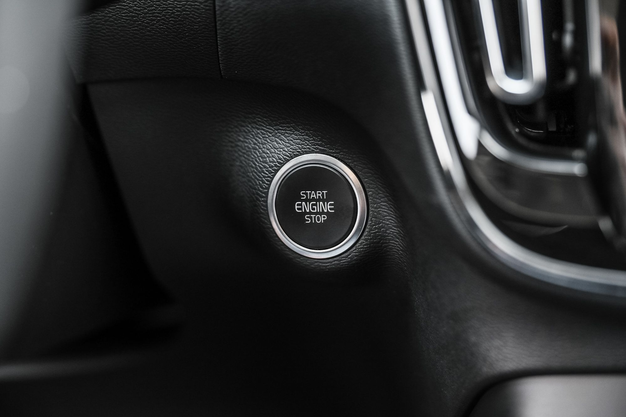 Volvo XC40  2024 à Pointe-Claire, Québec