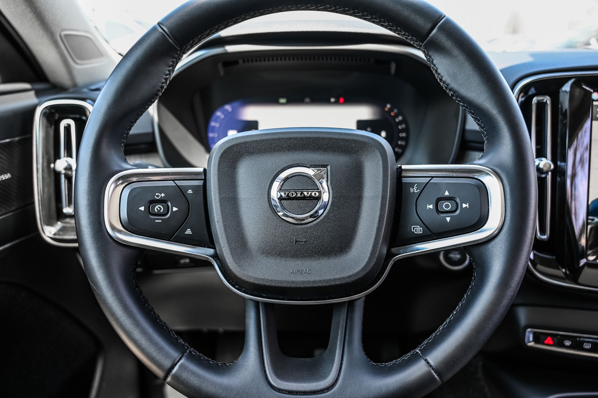 Volvo XC40  2025 à Pointe-Claire, Québec
