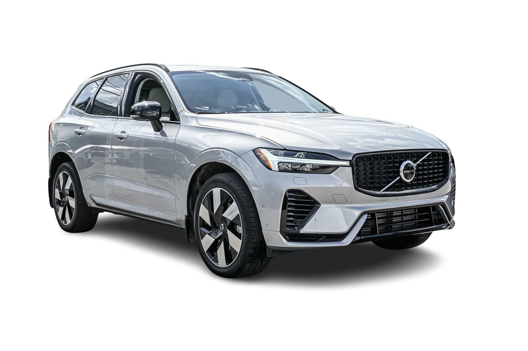 Volvo XC60 Plug-In Hybrid  2025 à Pointe-Claire, Québec