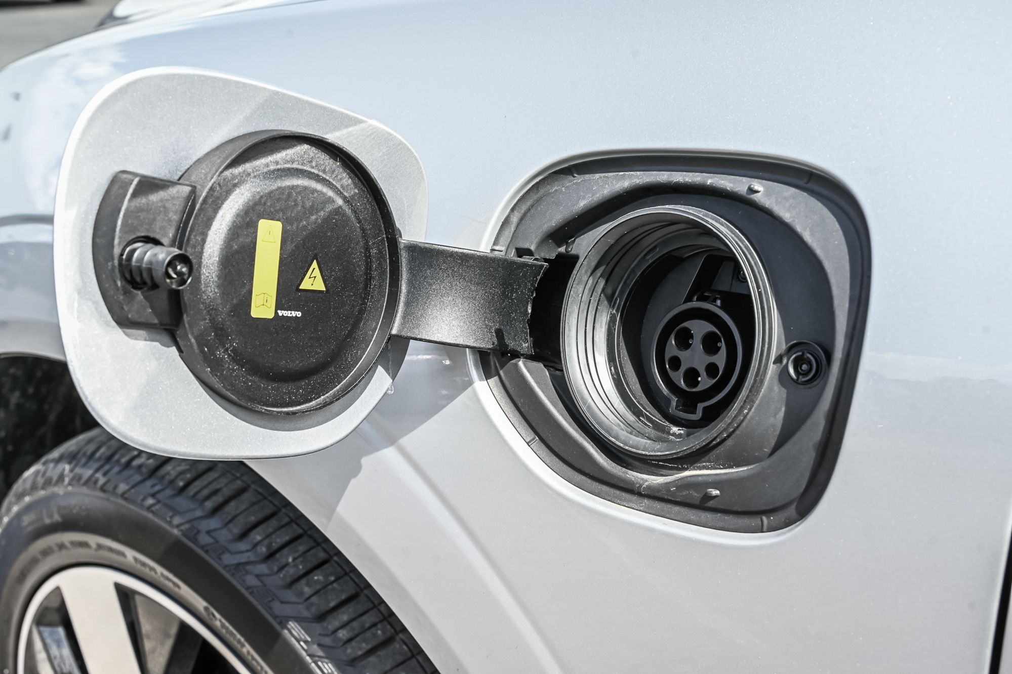 Volvo XC60 Plug-In Hybrid  2025 à Pointe-Claire, Québec