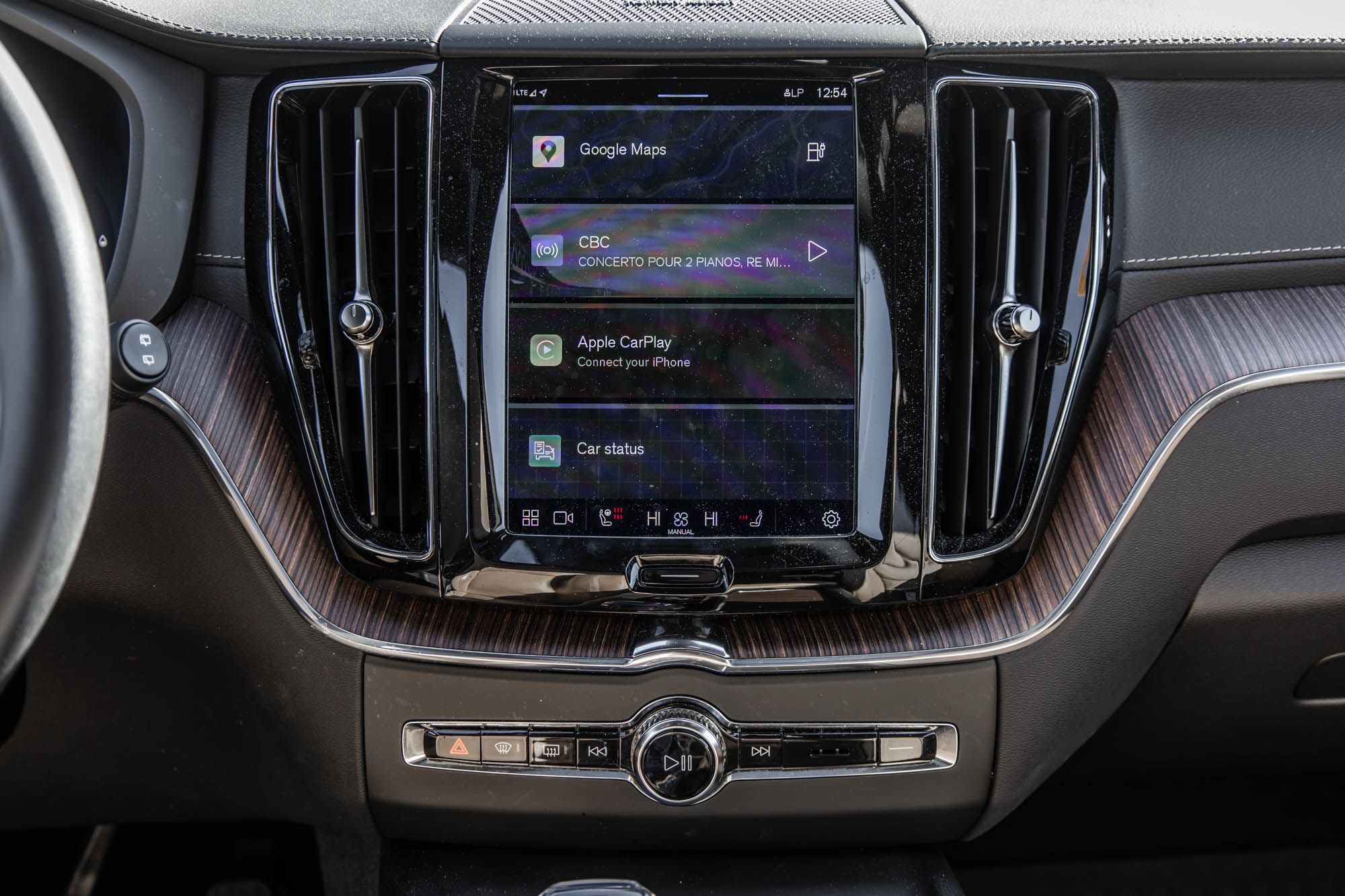 Volvo XC60 Recharge  2024 à Pointe-Claire, Québec