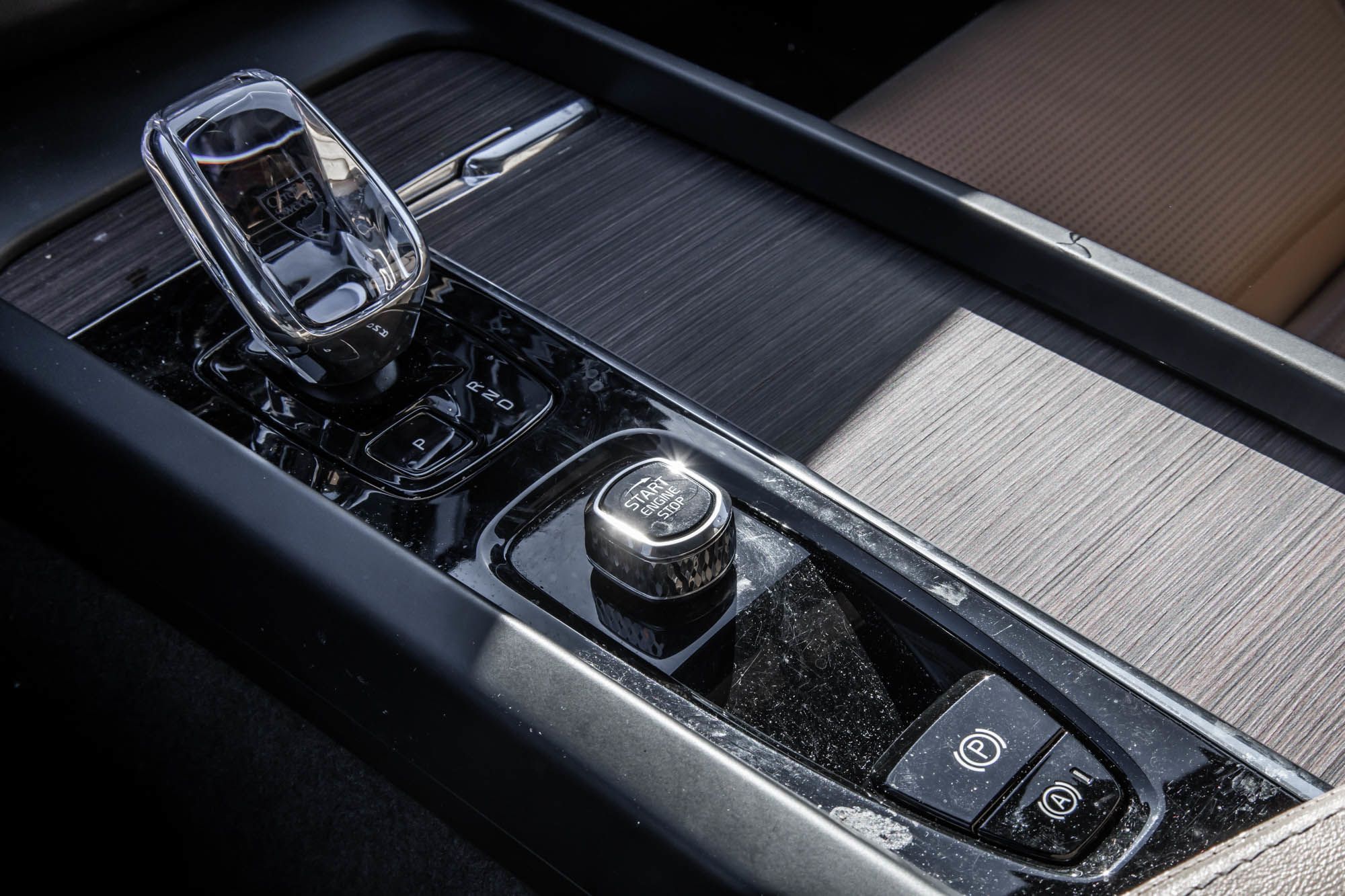 Volvo XC60 Recharge  2024 à Pointe-Claire, Québec