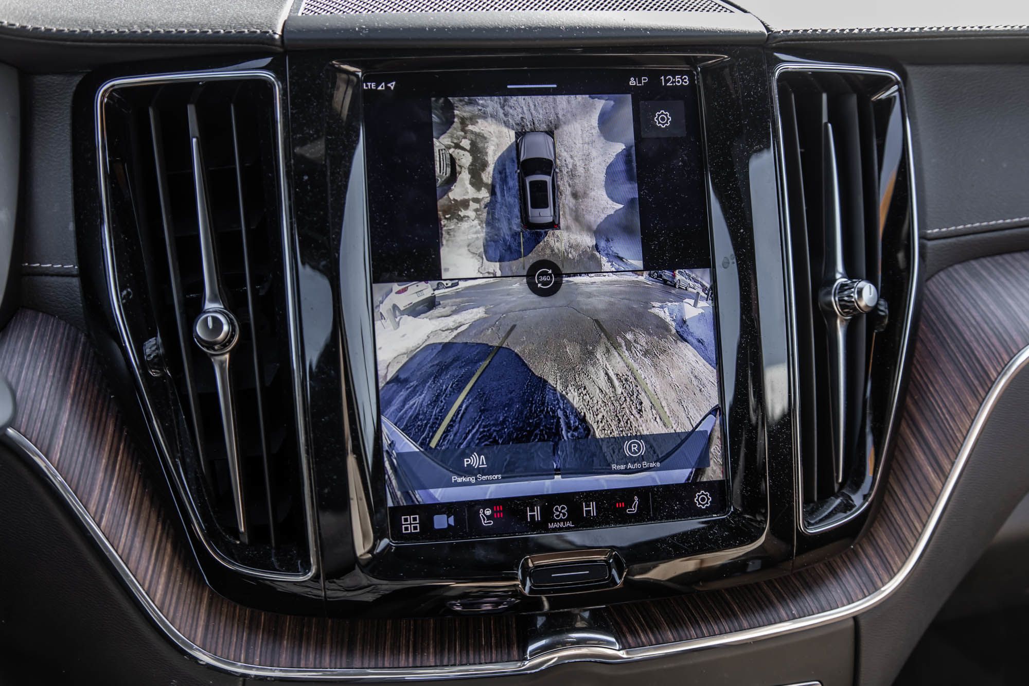 Volvo XC60 Recharge  2024 à Pointe-Claire, Québec