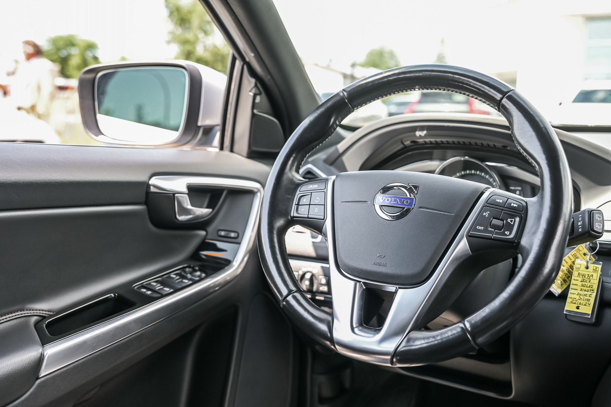 2017 Volvo XC60 in Pointe-Claire, Quebec