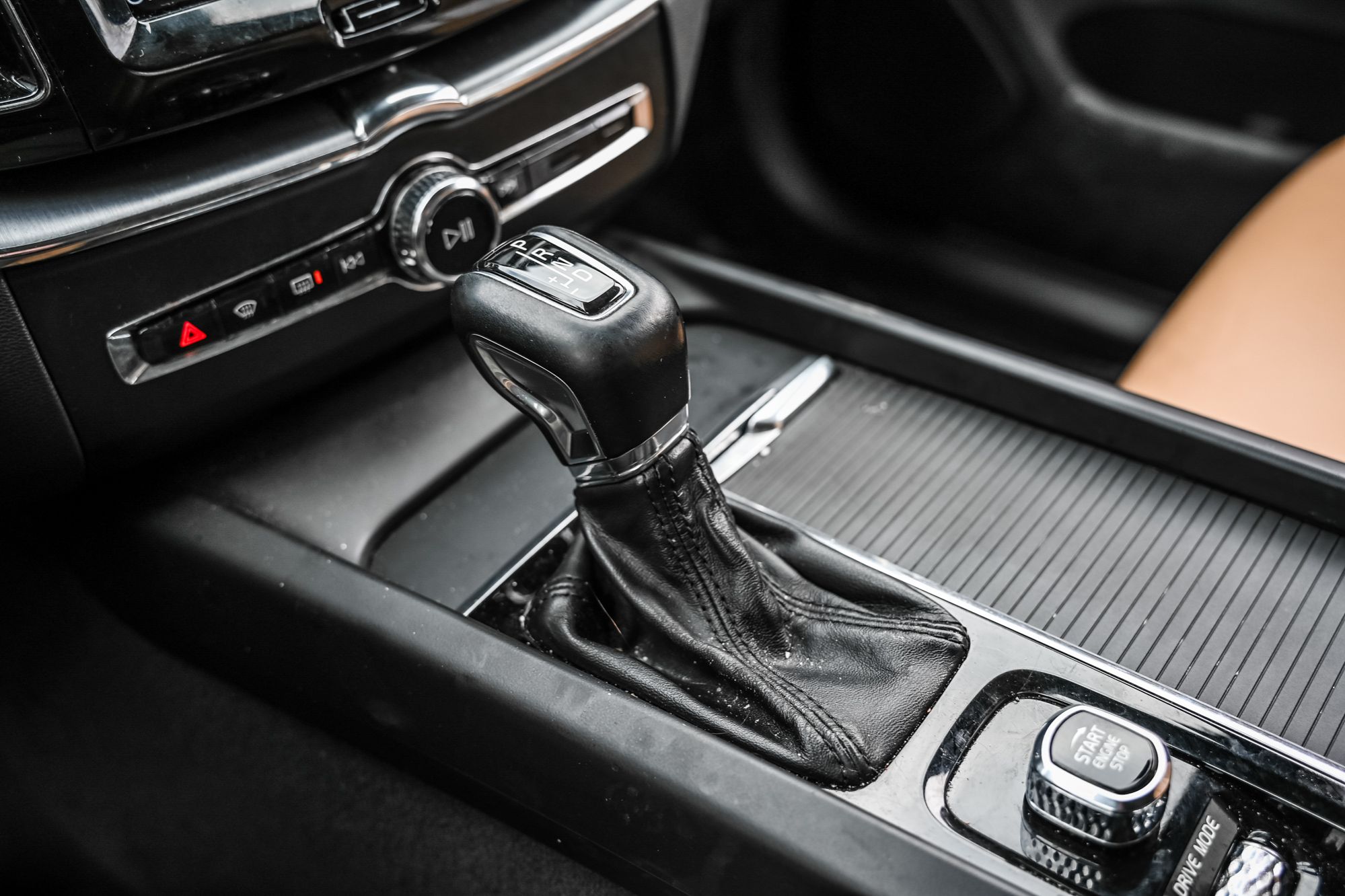 Volvo XC60  2019 à Pointe-Claire, Québec