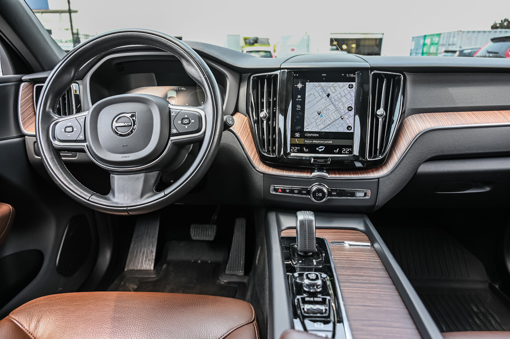 Volvo XC60  2021 à Pointe-Claire, Québec