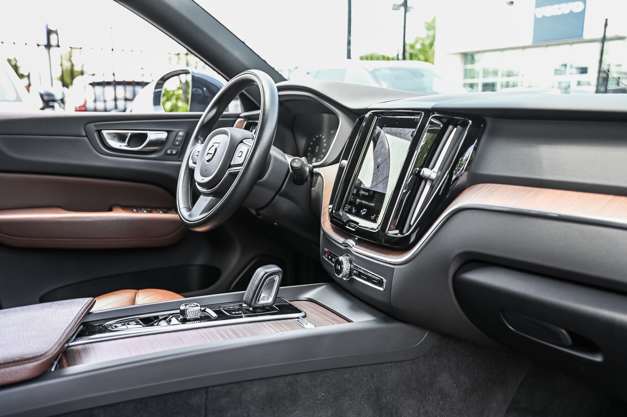 Volvo XC60  2021 à Pointe-Claire, Québec