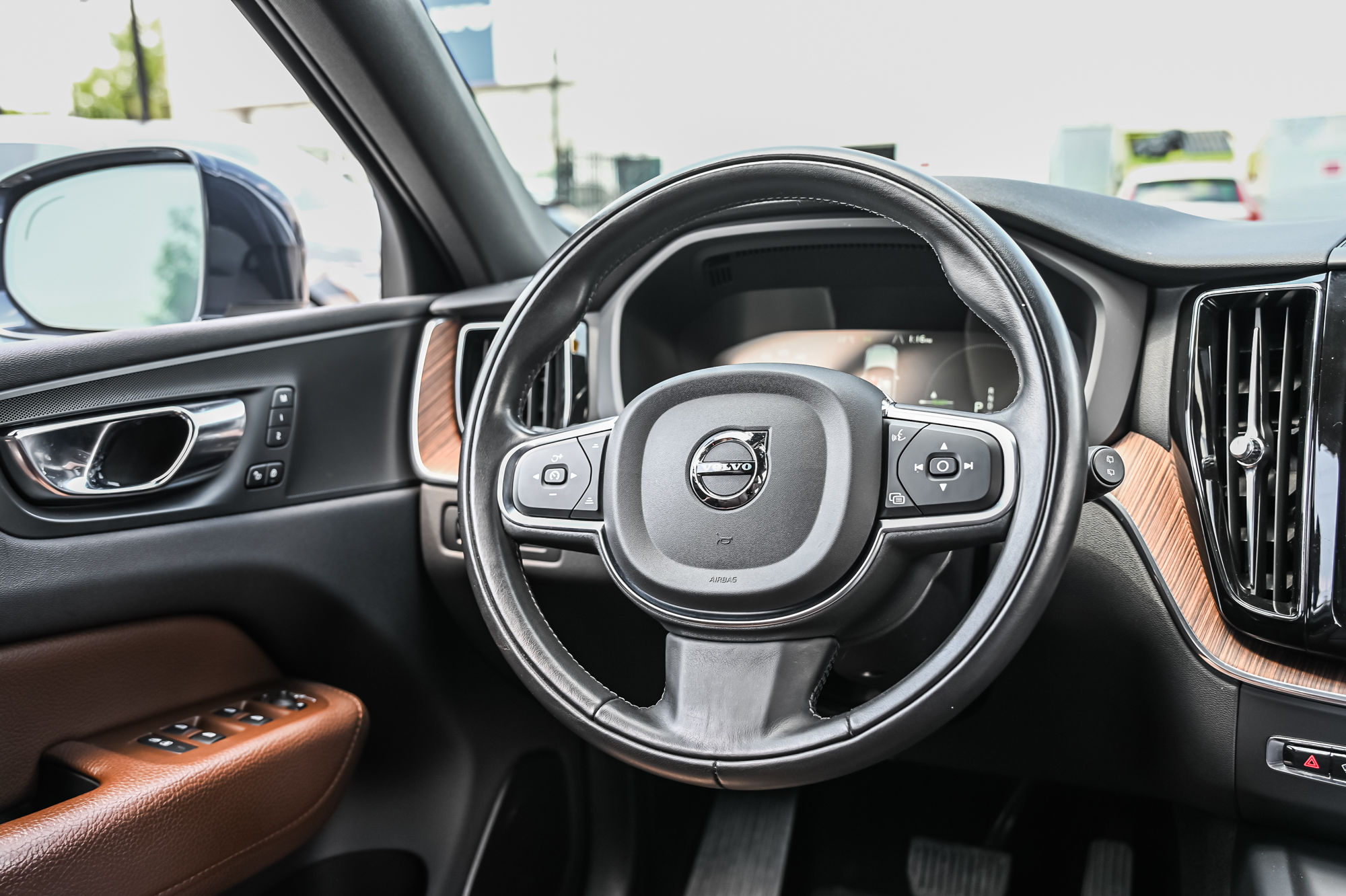 Volvo XC60  2021 à Pointe-Claire, Québec