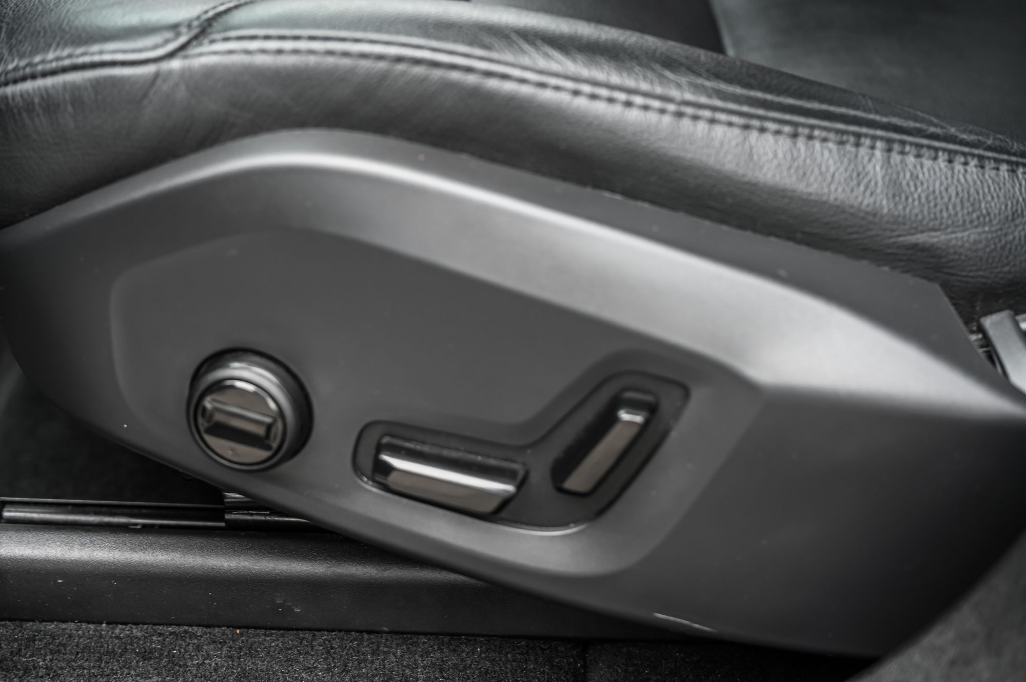2021 Volvo XC60 in Pointe-Claire, Quebec