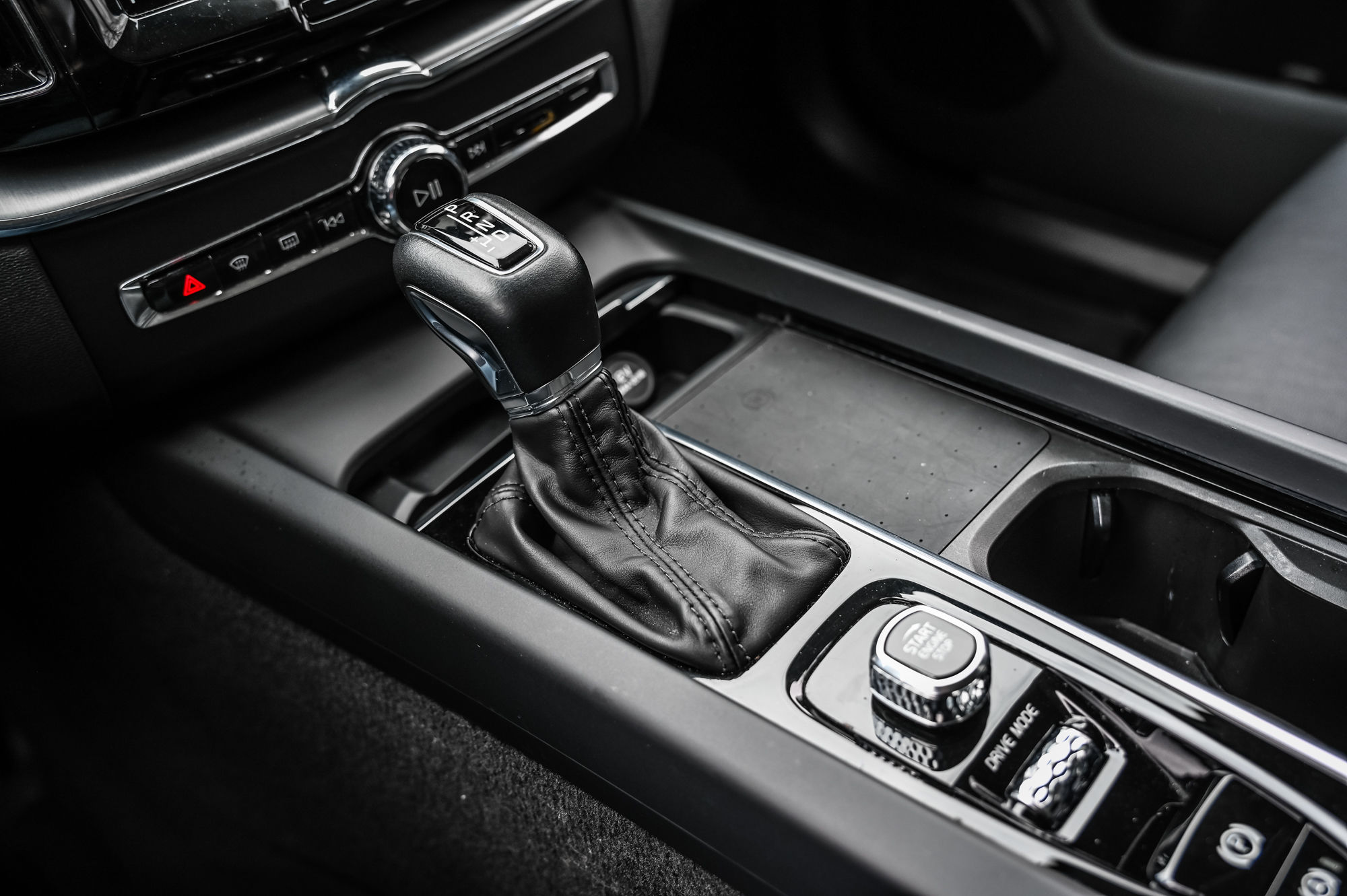 2021 Volvo XC60 in Pointe-Claire, Quebec