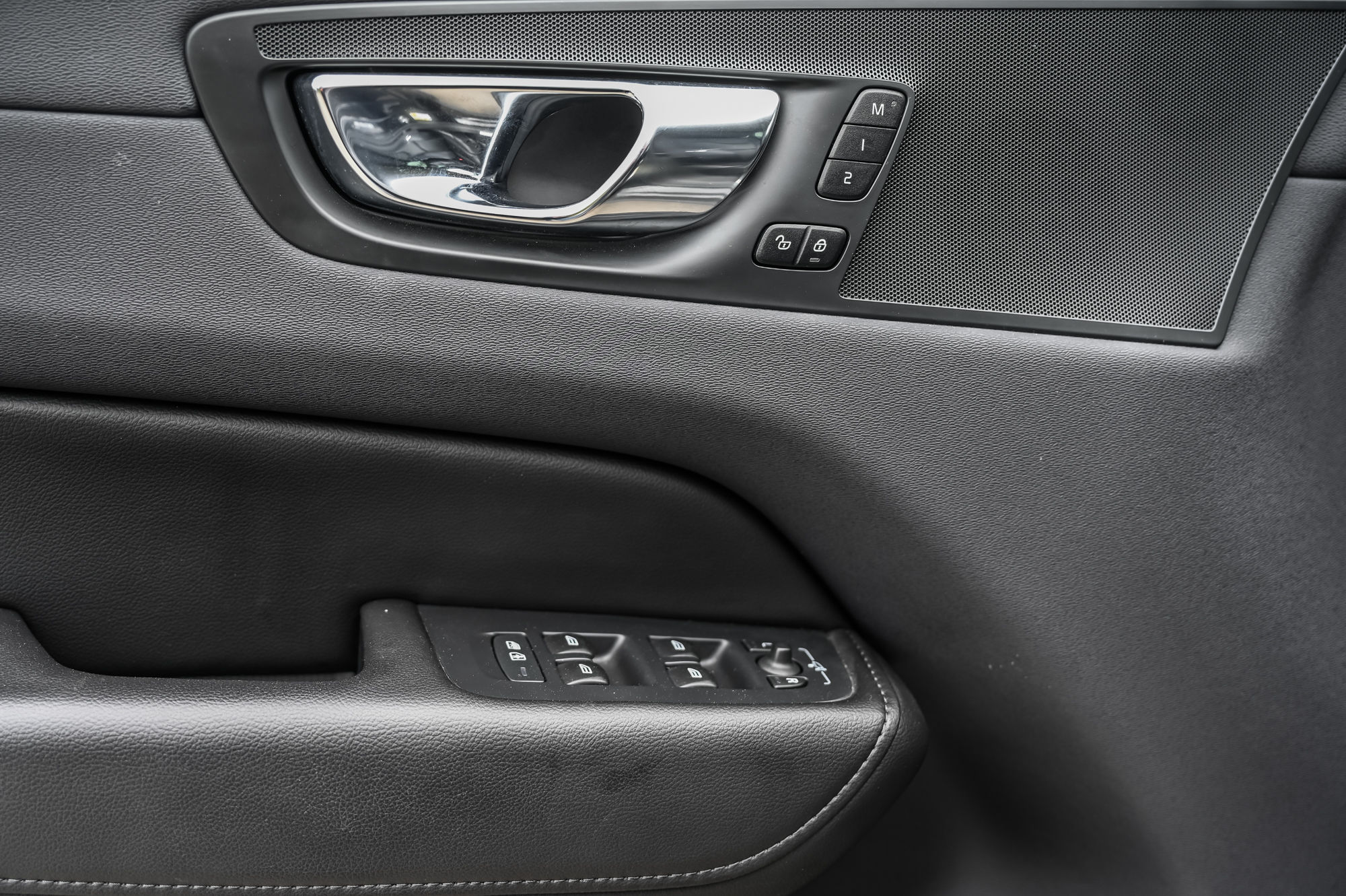 2021 Volvo XC60 in Pointe-Claire, Quebec