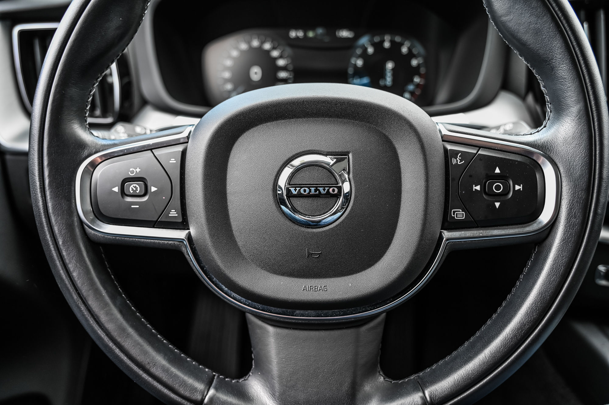 2021 Volvo XC60 in Pointe-Claire, Quebec