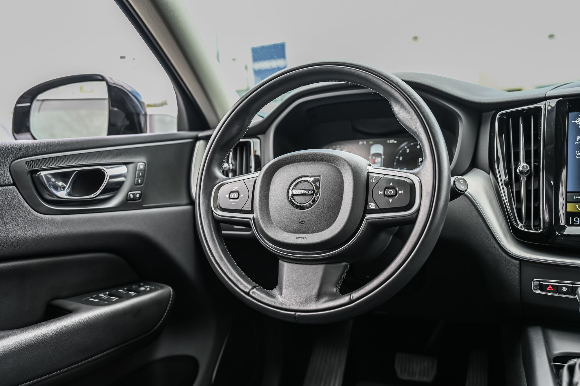 2021 Volvo XC60 in Pointe-Claire, Quebec