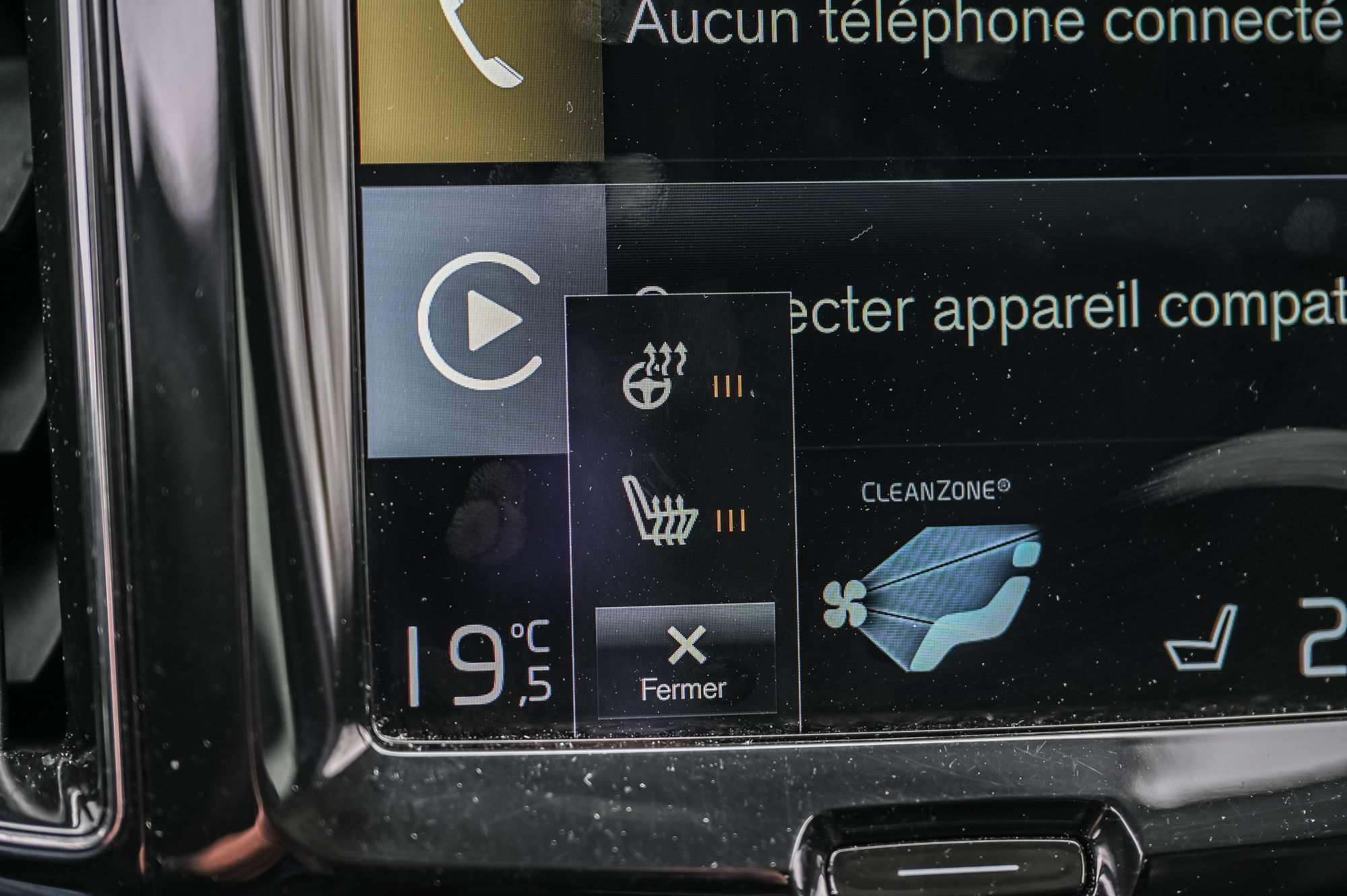 2021 Volvo XC60 in Pointe-Claire, Quebec