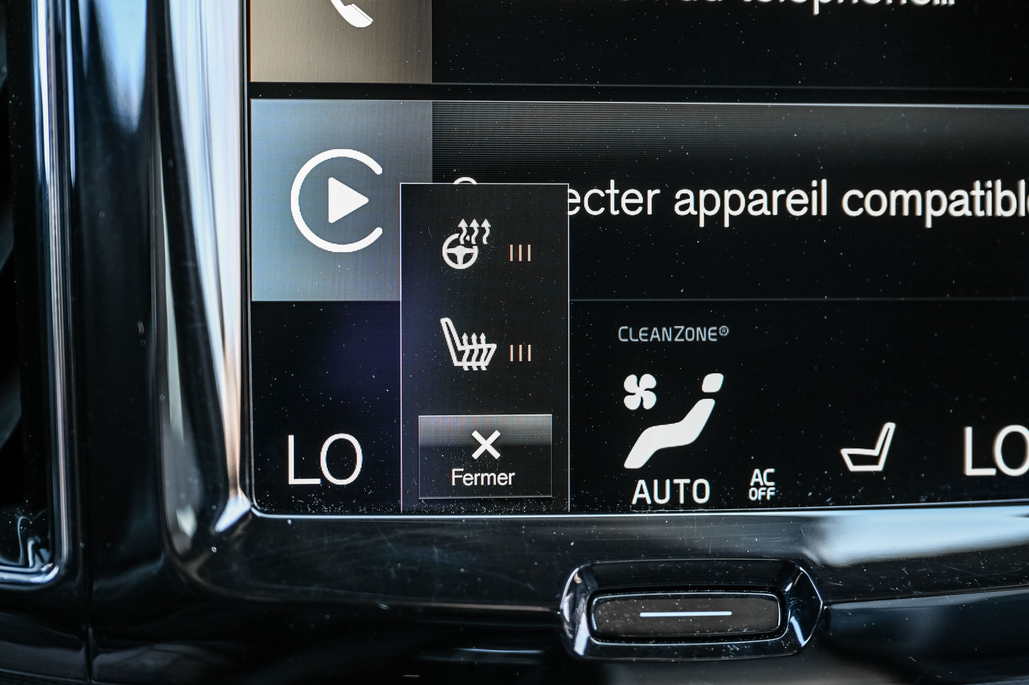 2021 Volvo XC60 in Pointe-Claire, Quebec