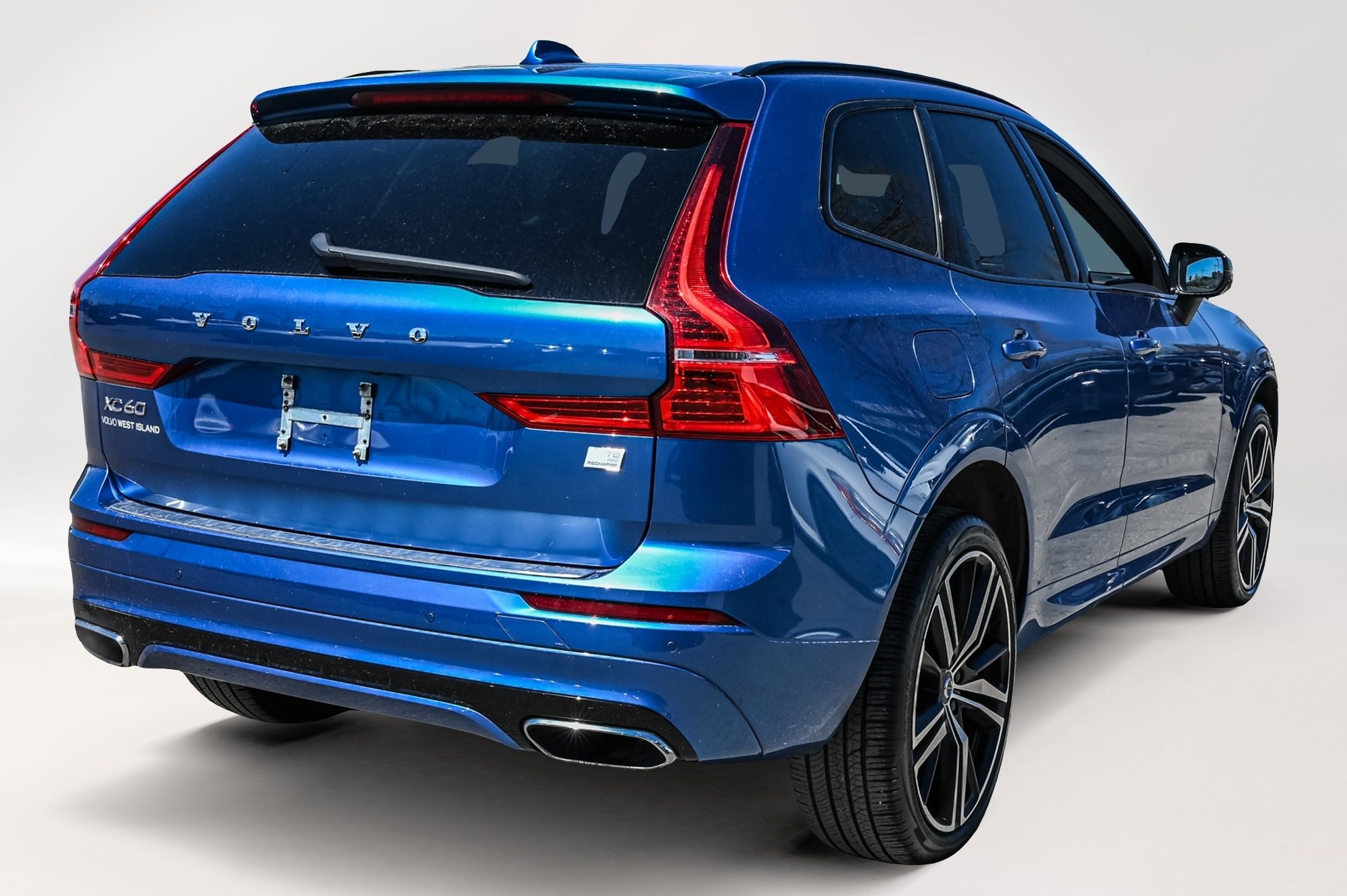 2021 Volvo XC60 in Pointe-Claire, Quebec