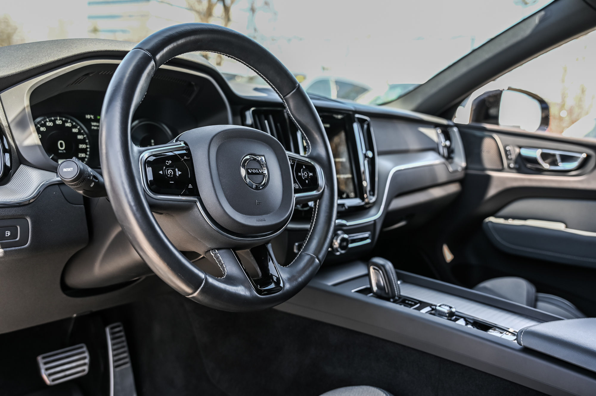 2021 Volvo XC60 in Pointe-Claire, Quebec