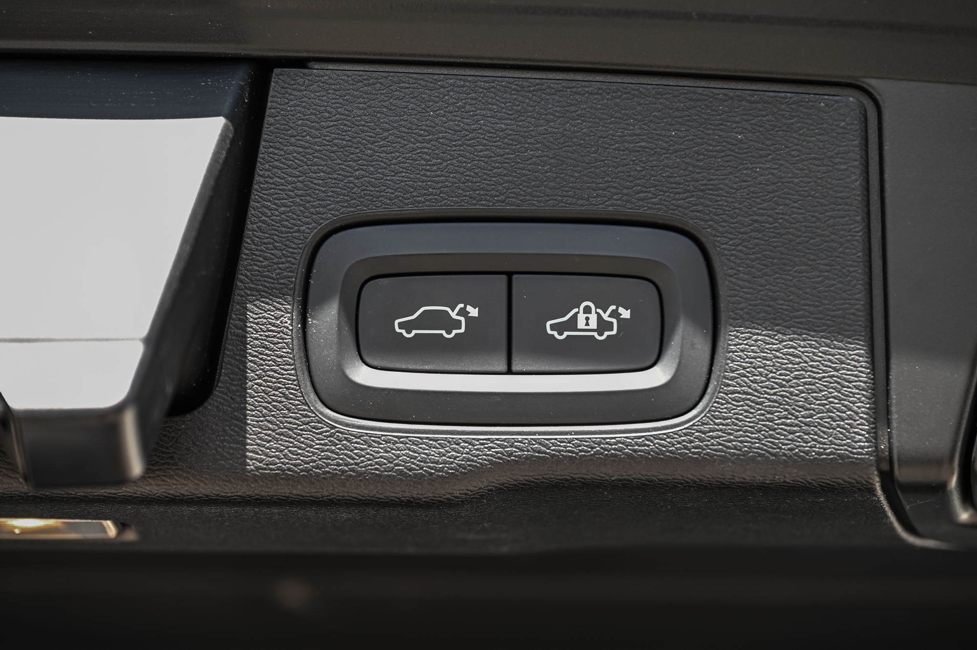 2021 Volvo XC60 in Pointe-Claire, Quebec