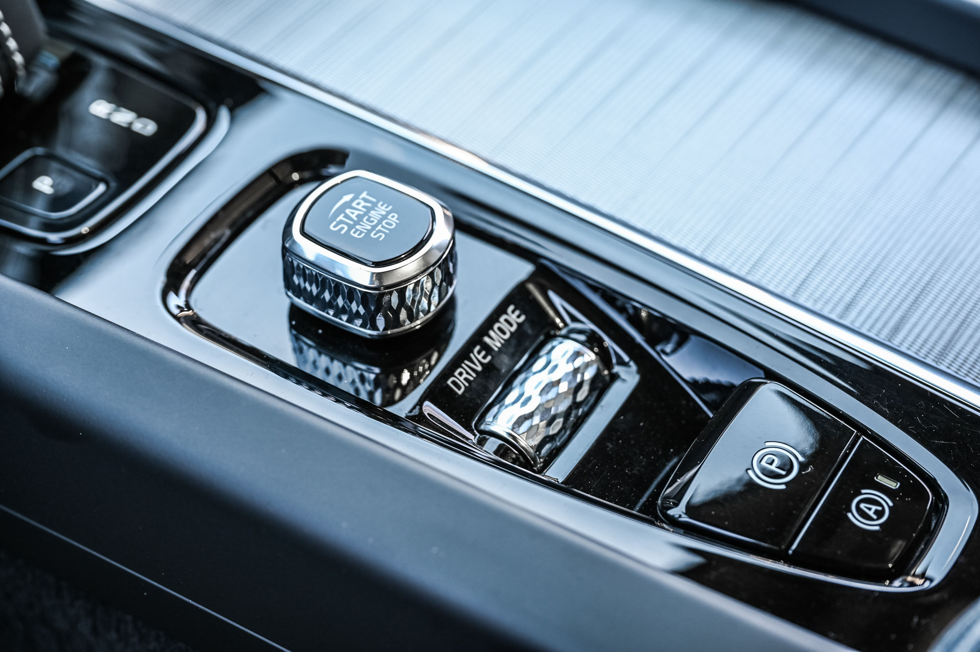 2021 Volvo XC60 in Pointe-Claire, Quebec