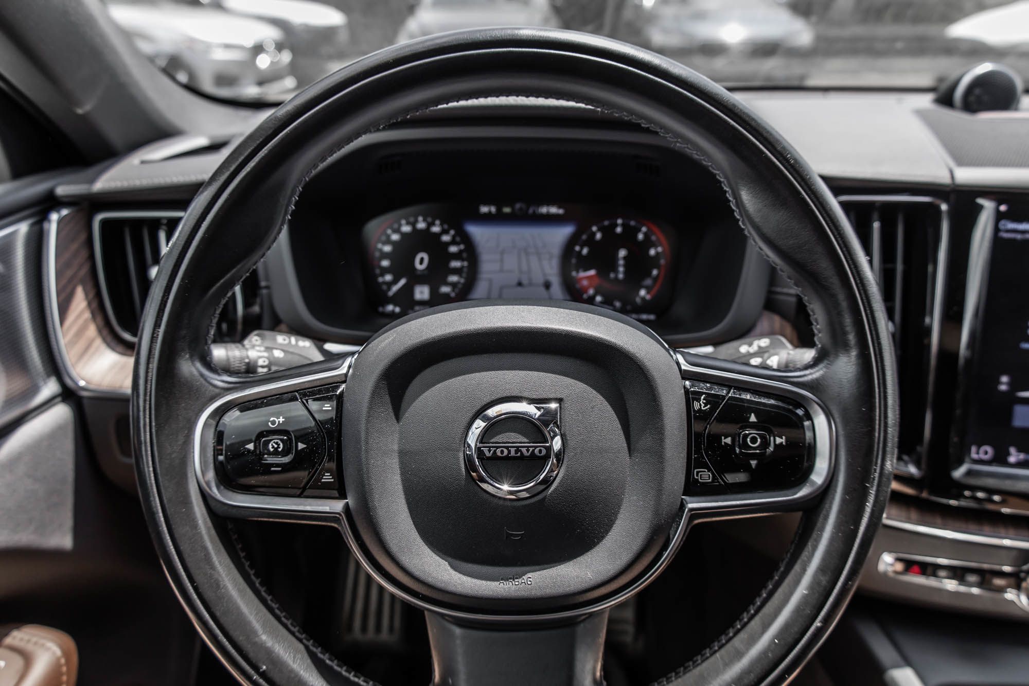 Volvo XC60  2021 à Pointe-Claire, Québec