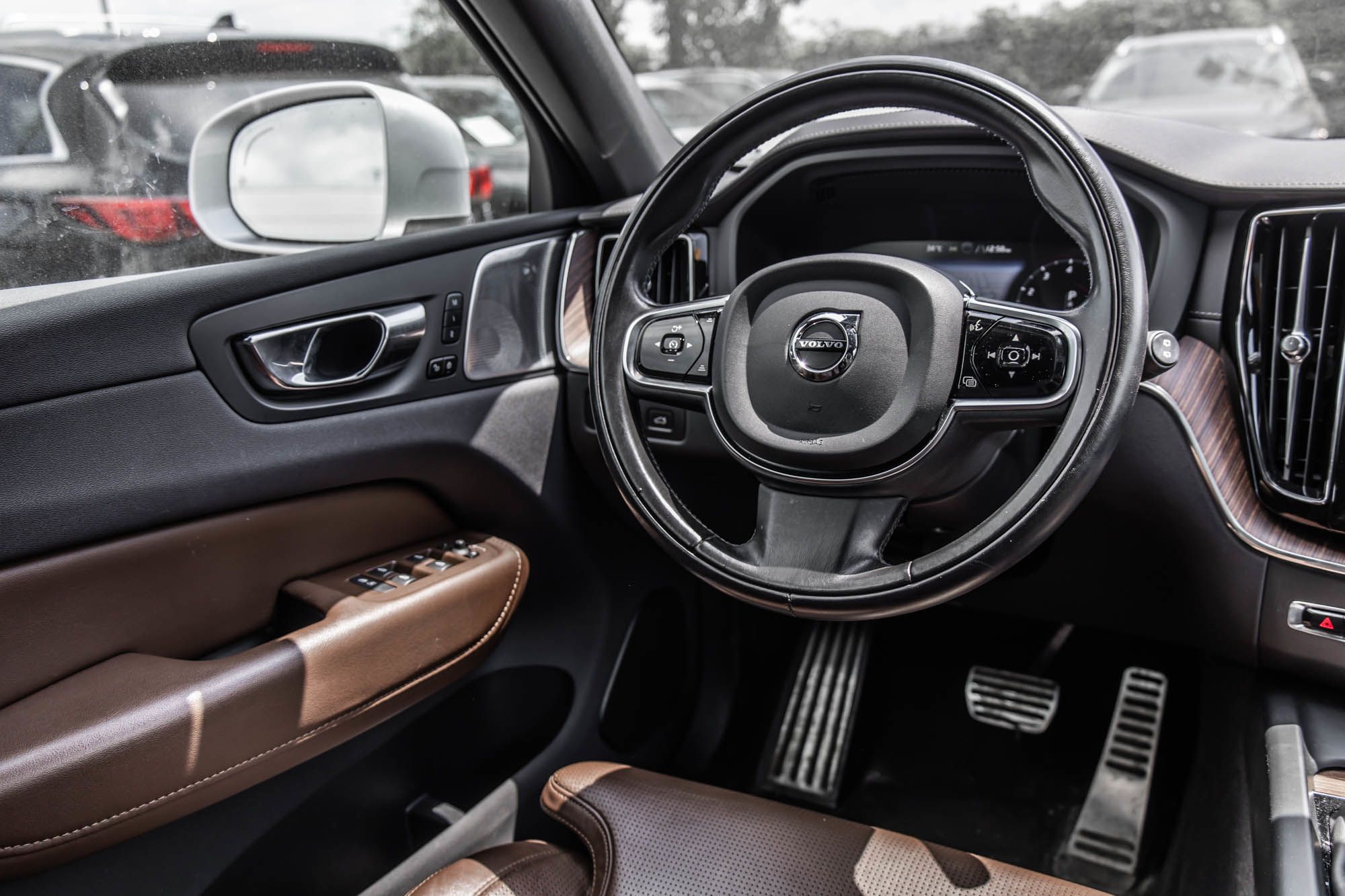 Volvo XC60  2021 à Pointe-Claire, Québec