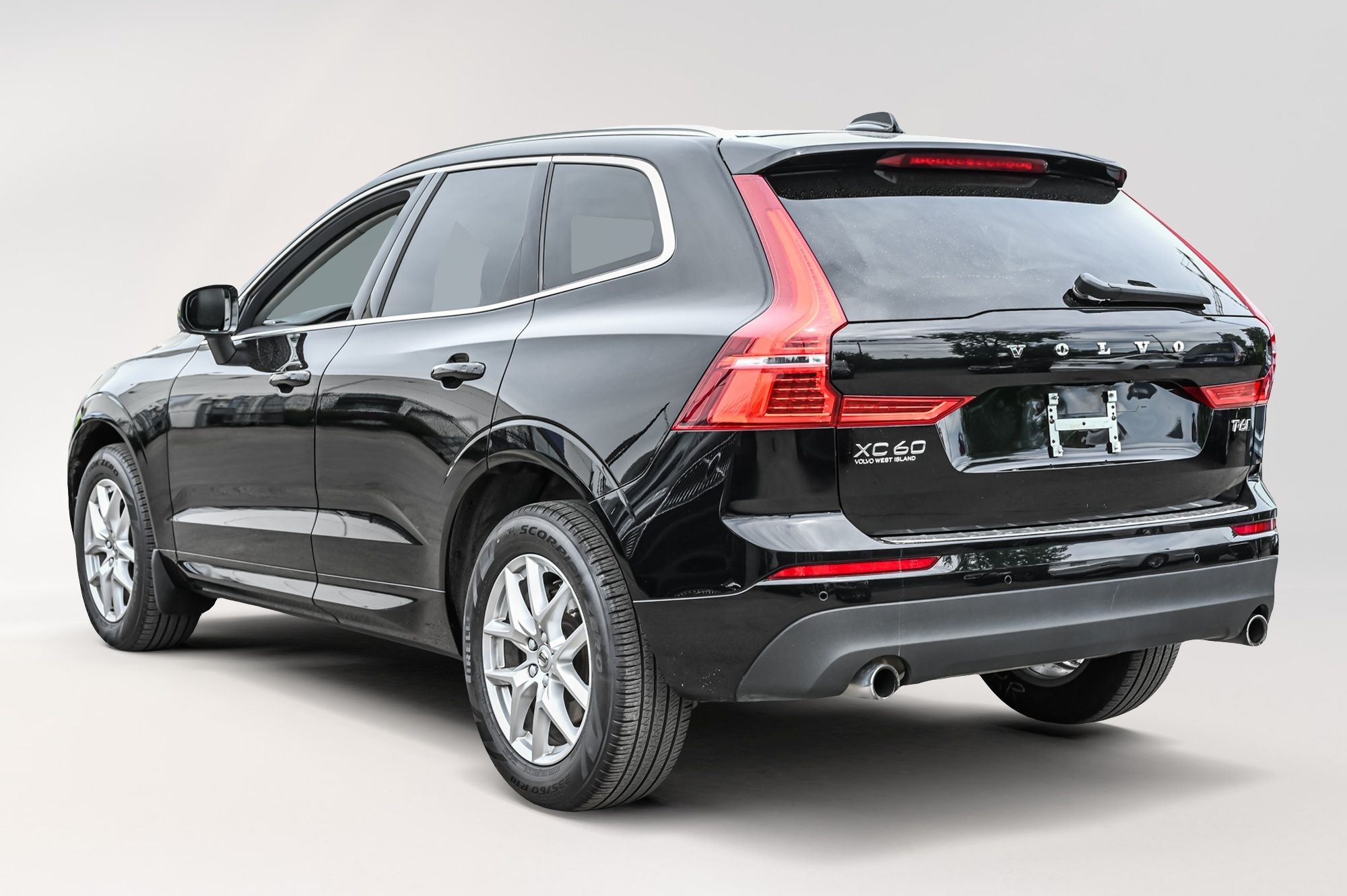 Volvo XC60  2021 à Pointe-Claire, Québec