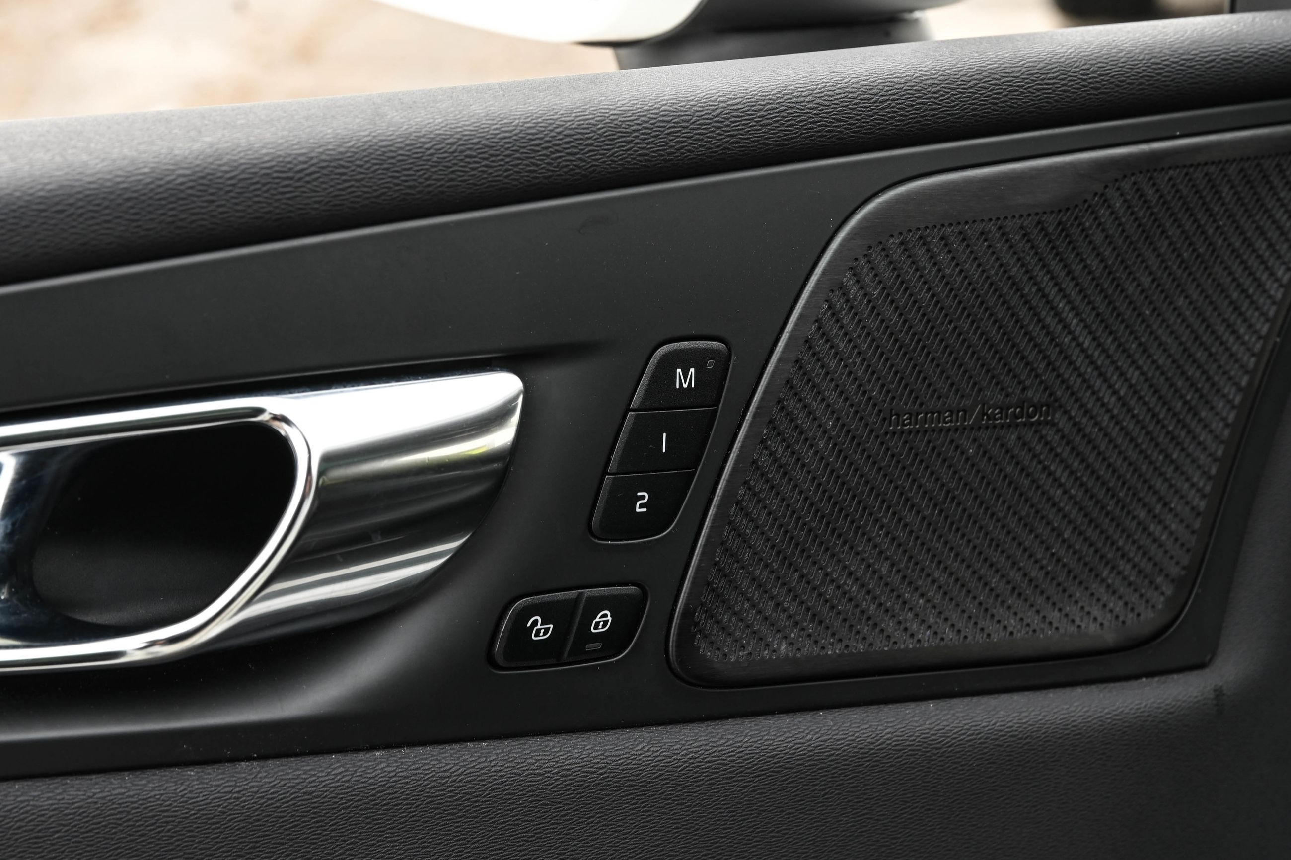 2021 Volvo XC60 in Pointe-Claire, Quebec