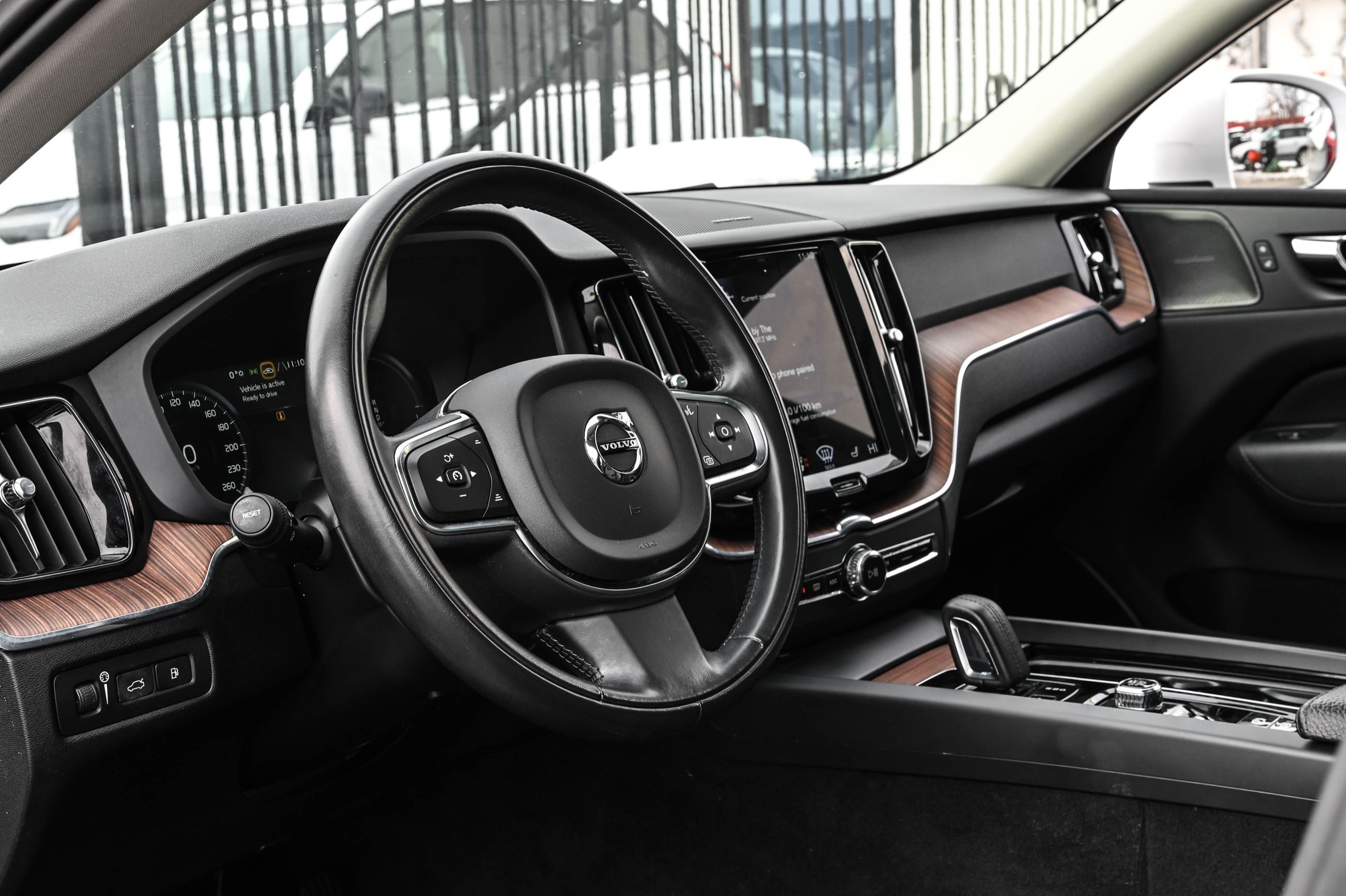 2021 Volvo XC60 in Pointe-Claire, Quebec