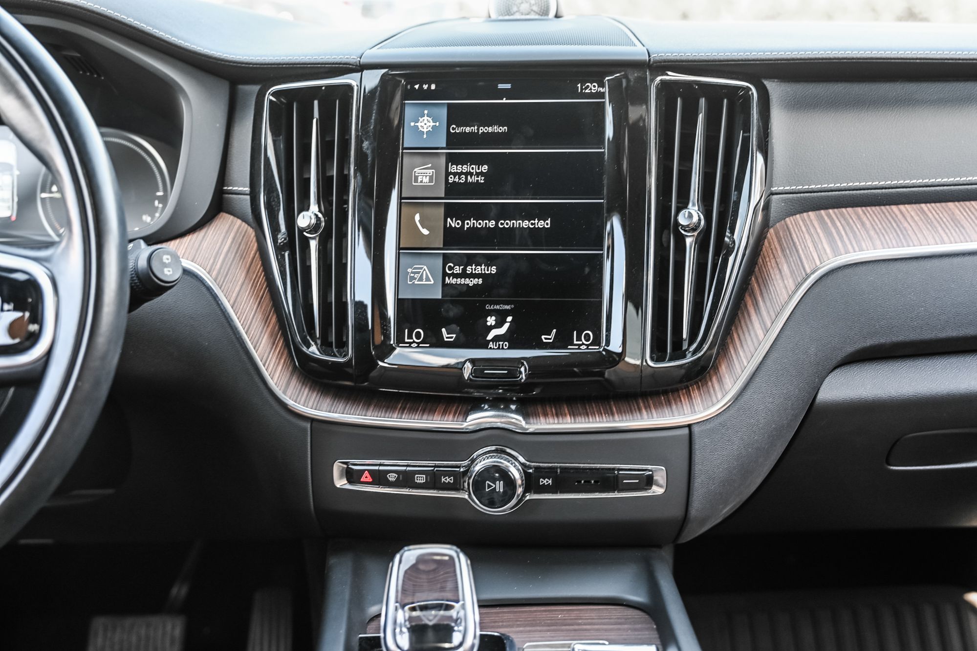 Volvo XC60  2021 à Pointe-Claire, Québec