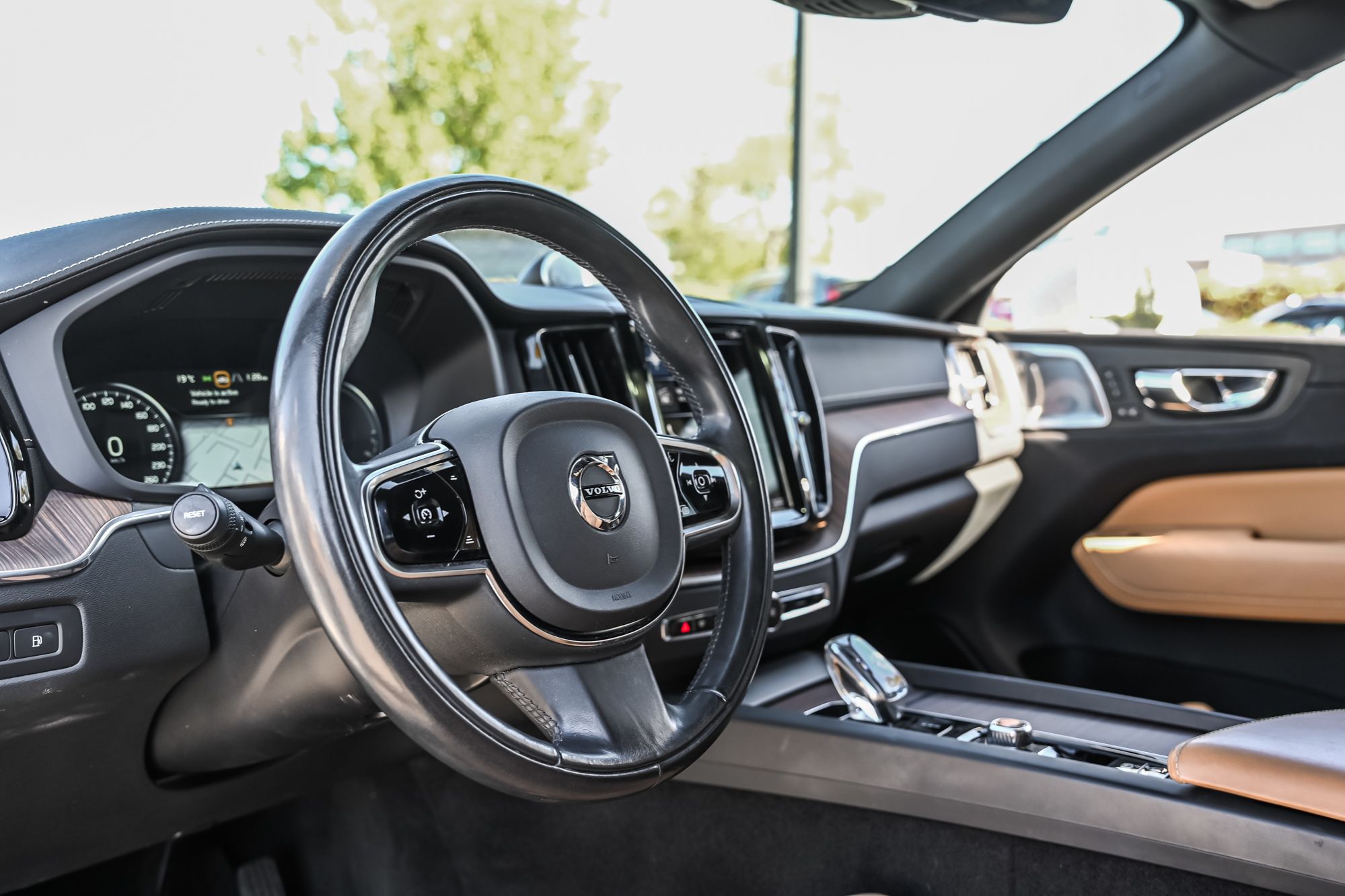 Volvo XC60  2021 à Pointe-Claire, Québec