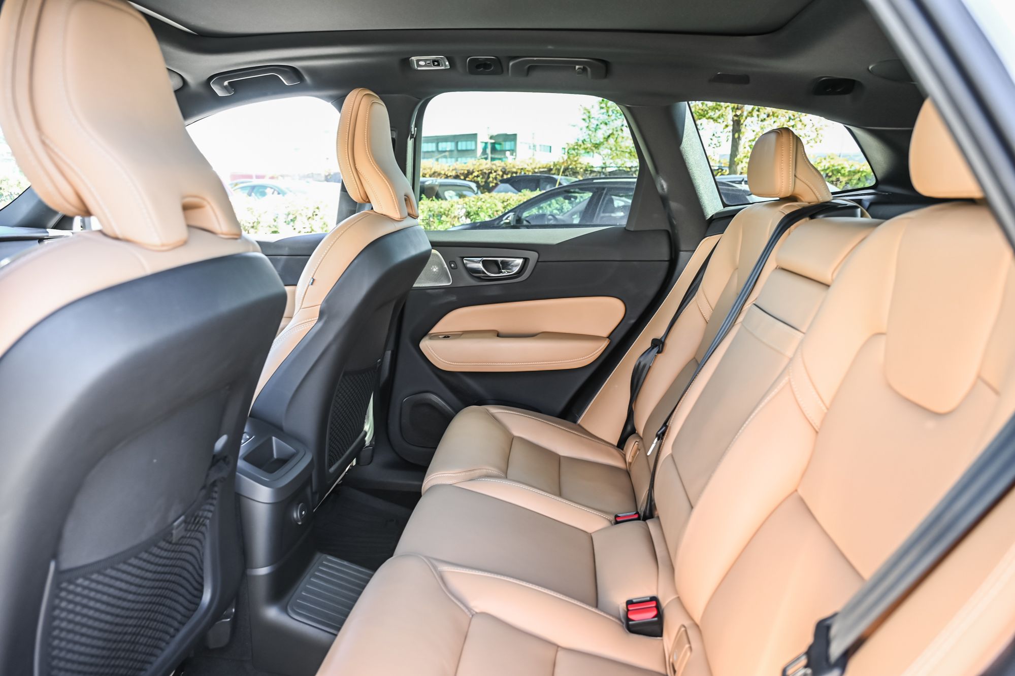 Volvo XC60  2021 à Pointe-Claire, Québec