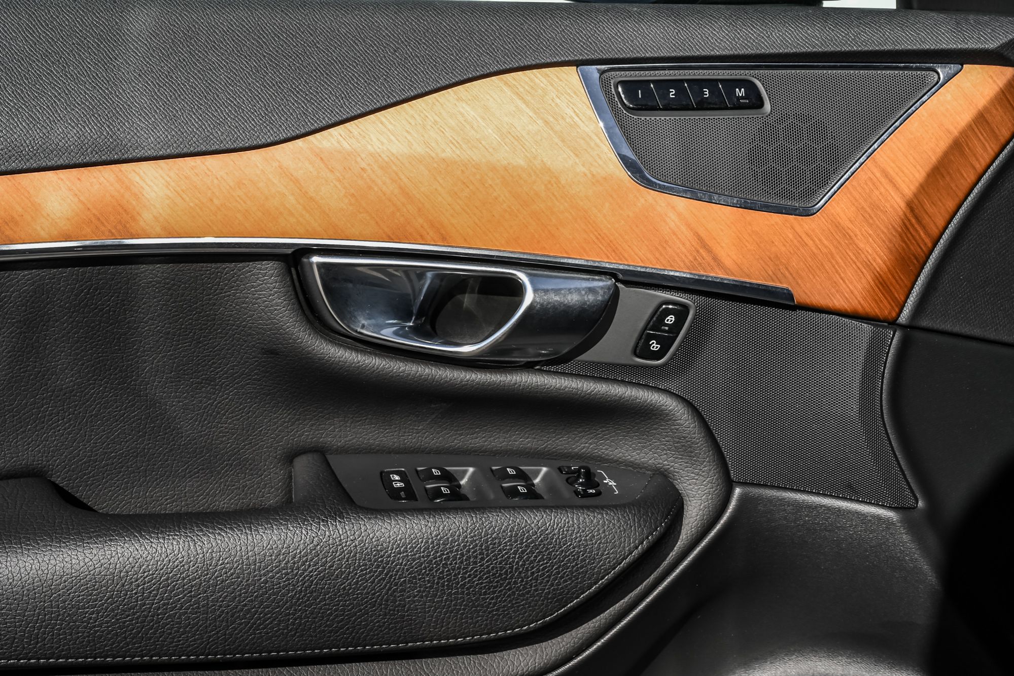 Volvo XC90  2021 à Pointe-Claire, Québec