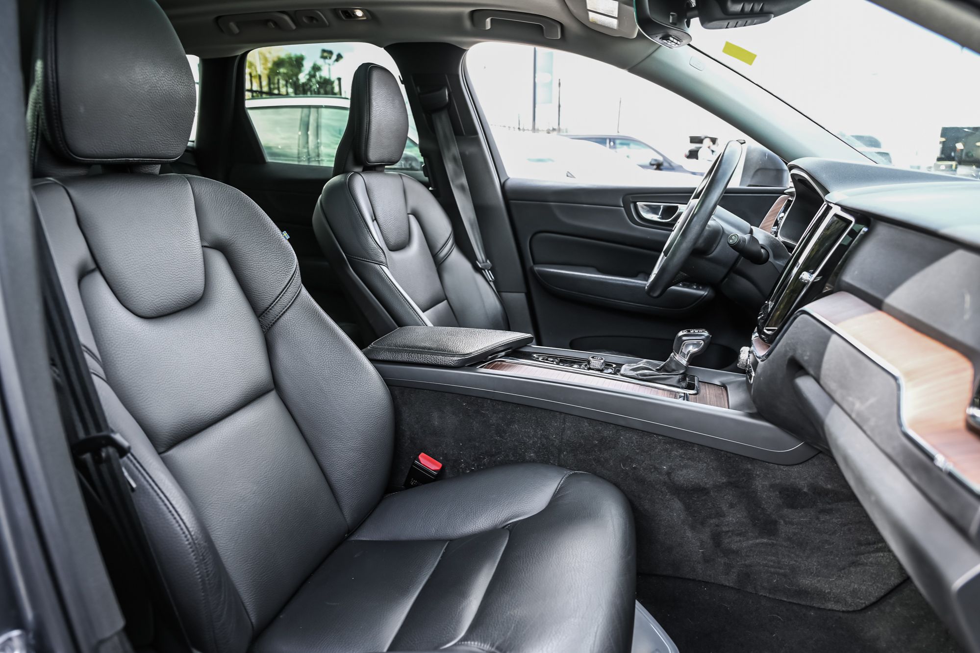 Volvo XC60  2021 à Pointe-Claire, Québec