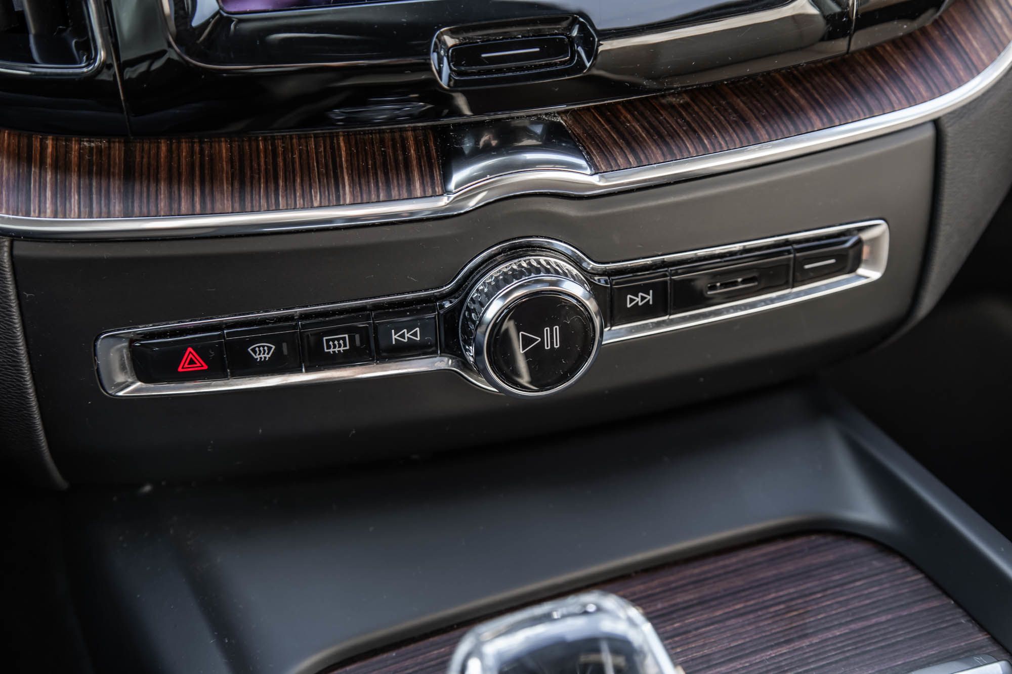 2021 Volvo XC60 in Pointe-Claire, Quebec