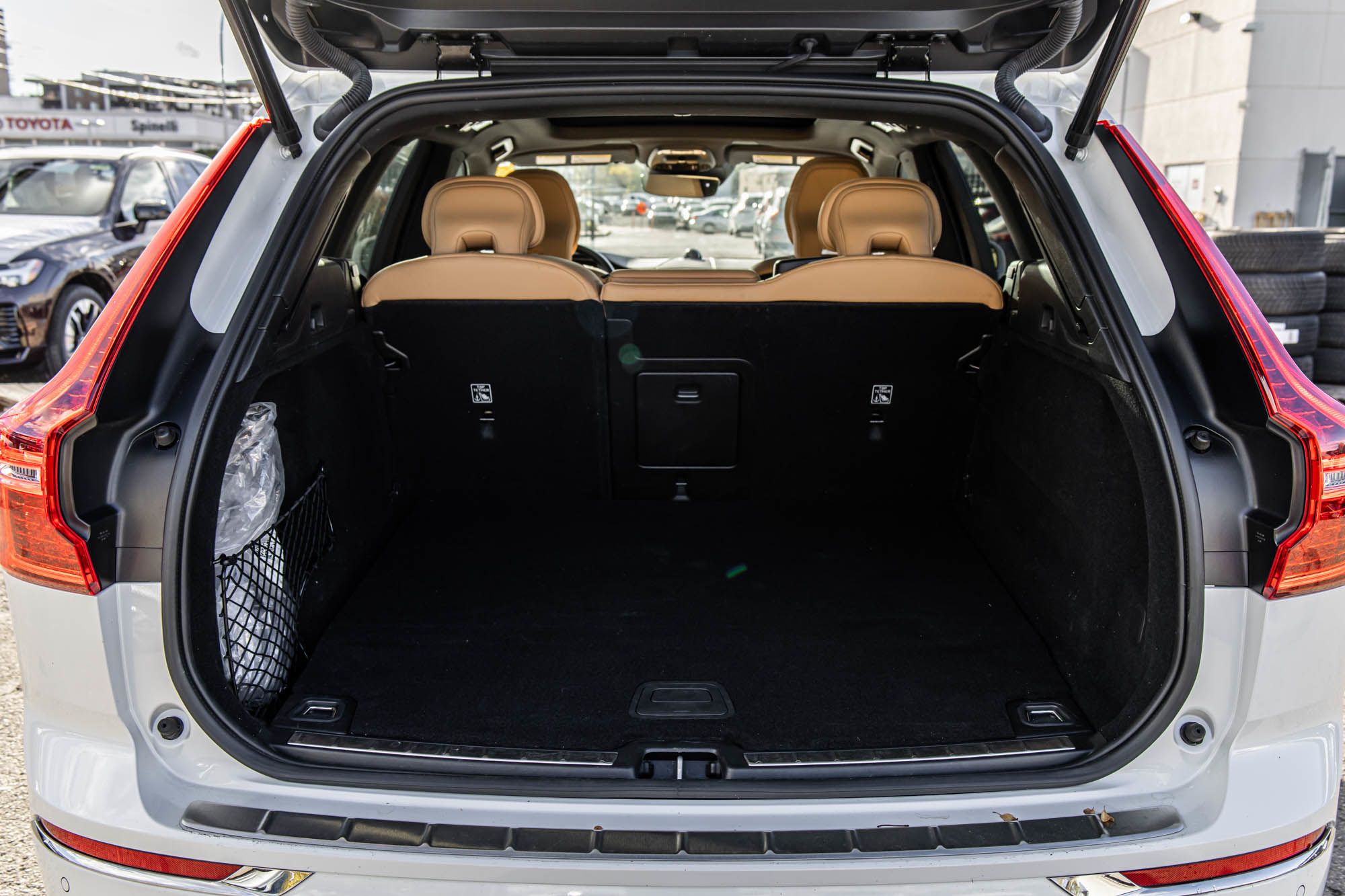 2021 Volvo XC60 in Pointe-Claire, Quebec