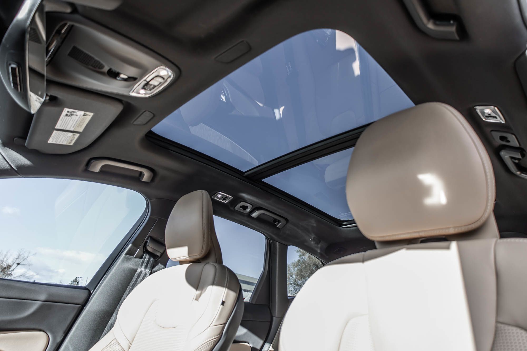 2021 Volvo XC60 in Pointe-Claire, Quebec