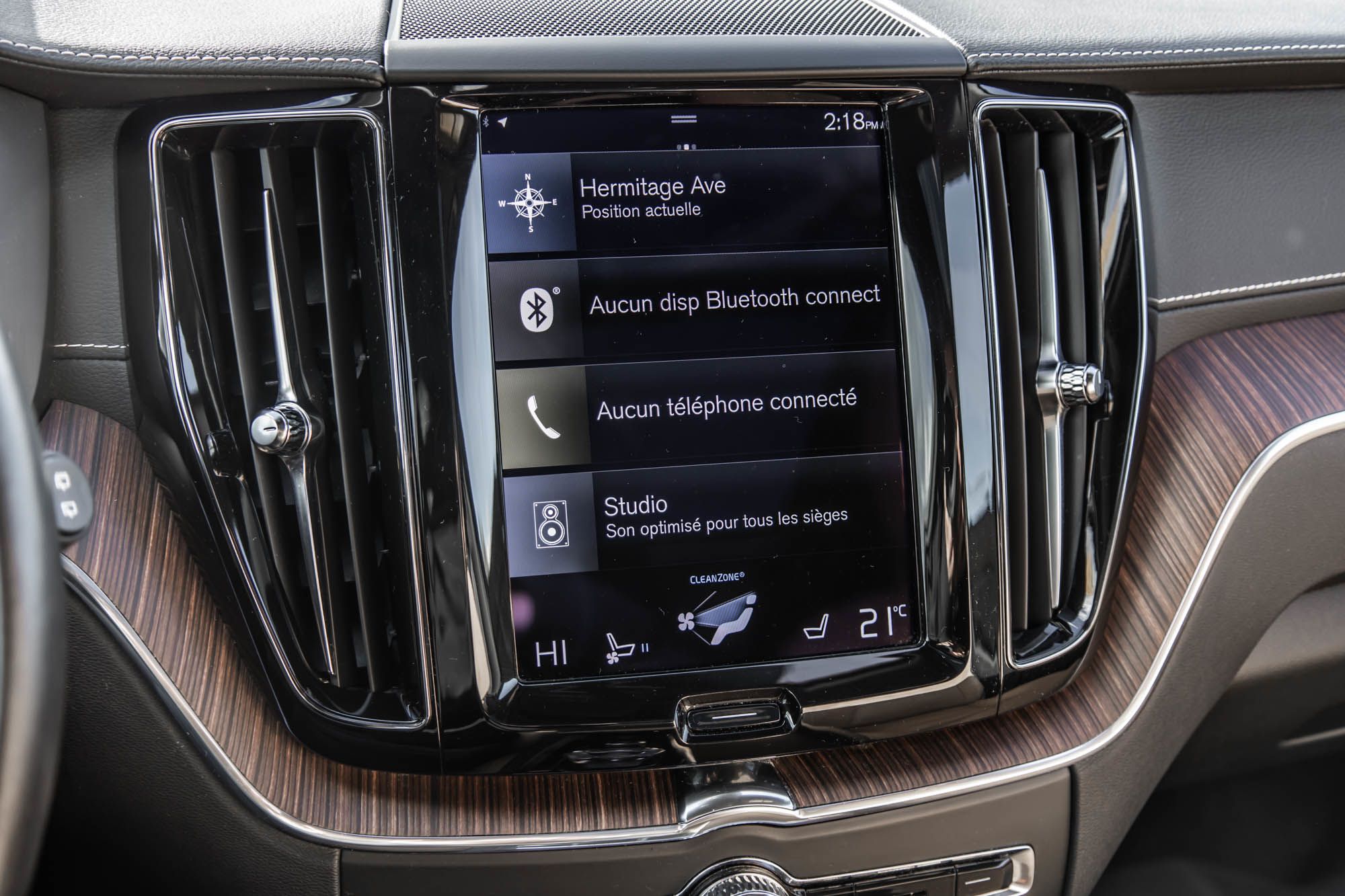 2021 Volvo XC60 in Pointe-Claire, Quebec