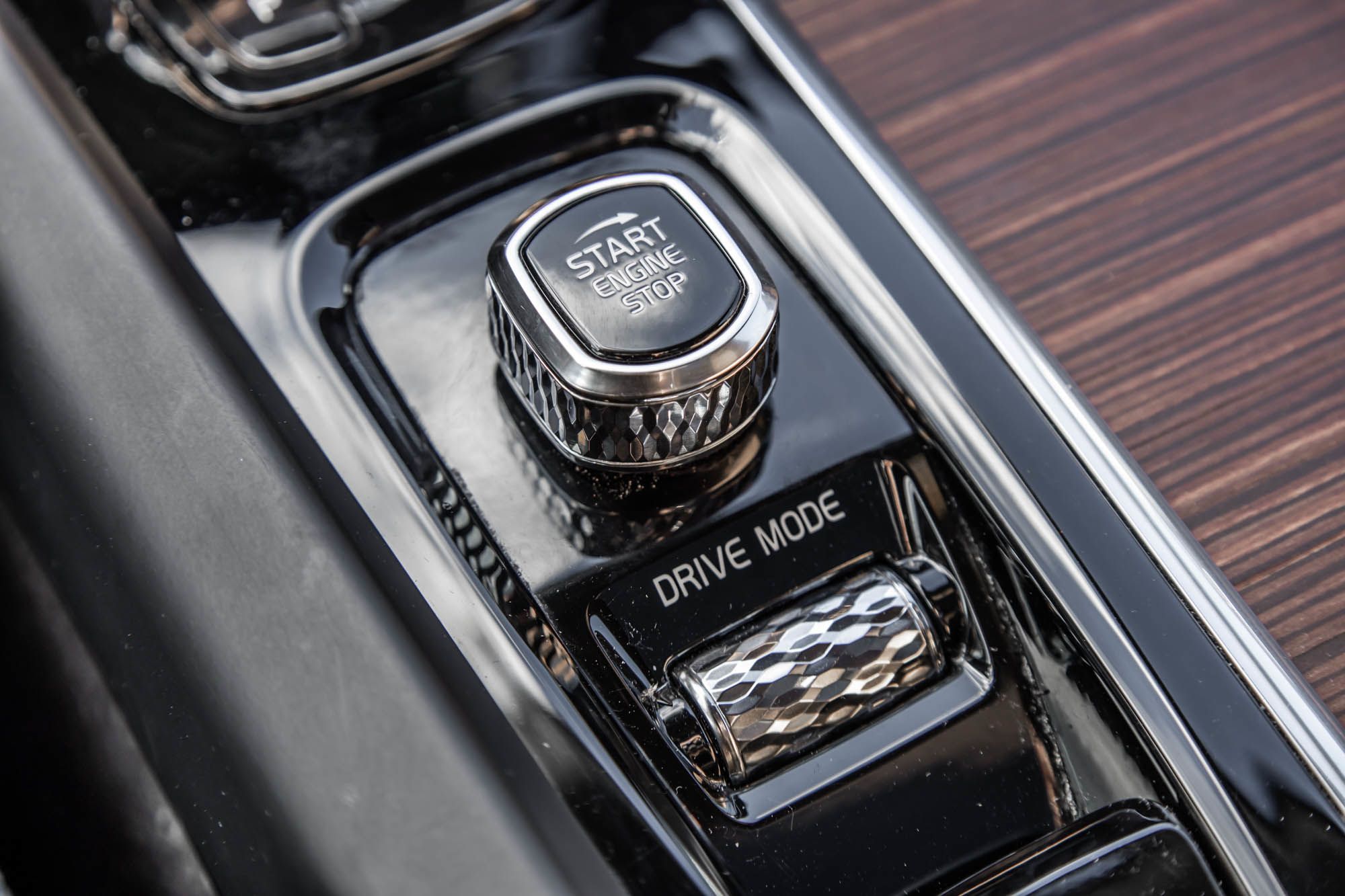 2021 Volvo XC60 in Pointe-Claire, Quebec