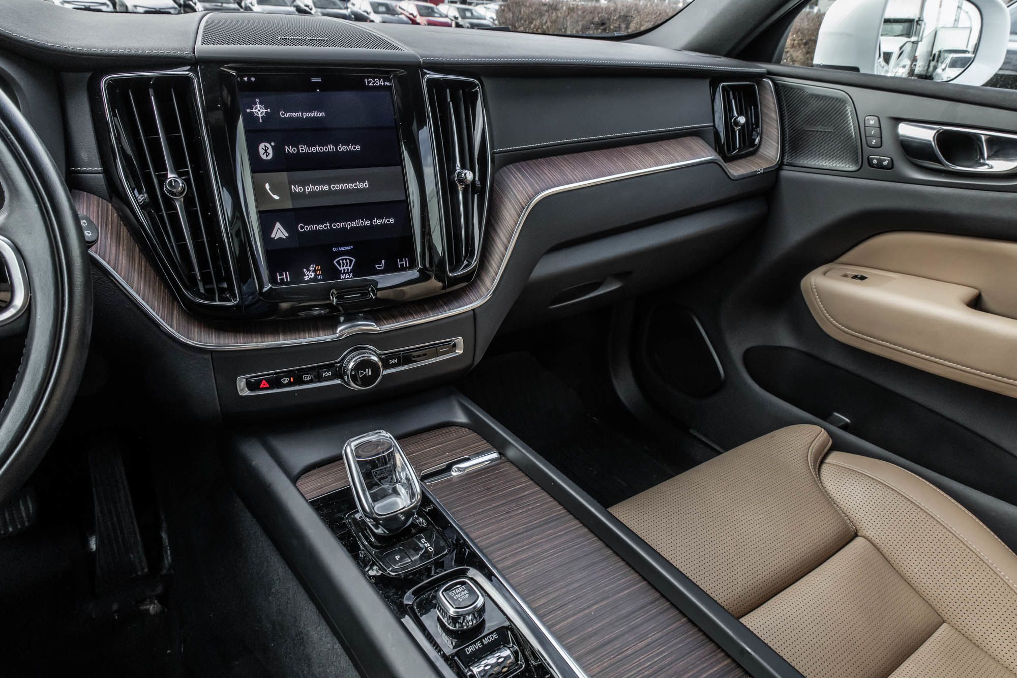 2021 Volvo XC60 in Pointe-Claire, Quebec