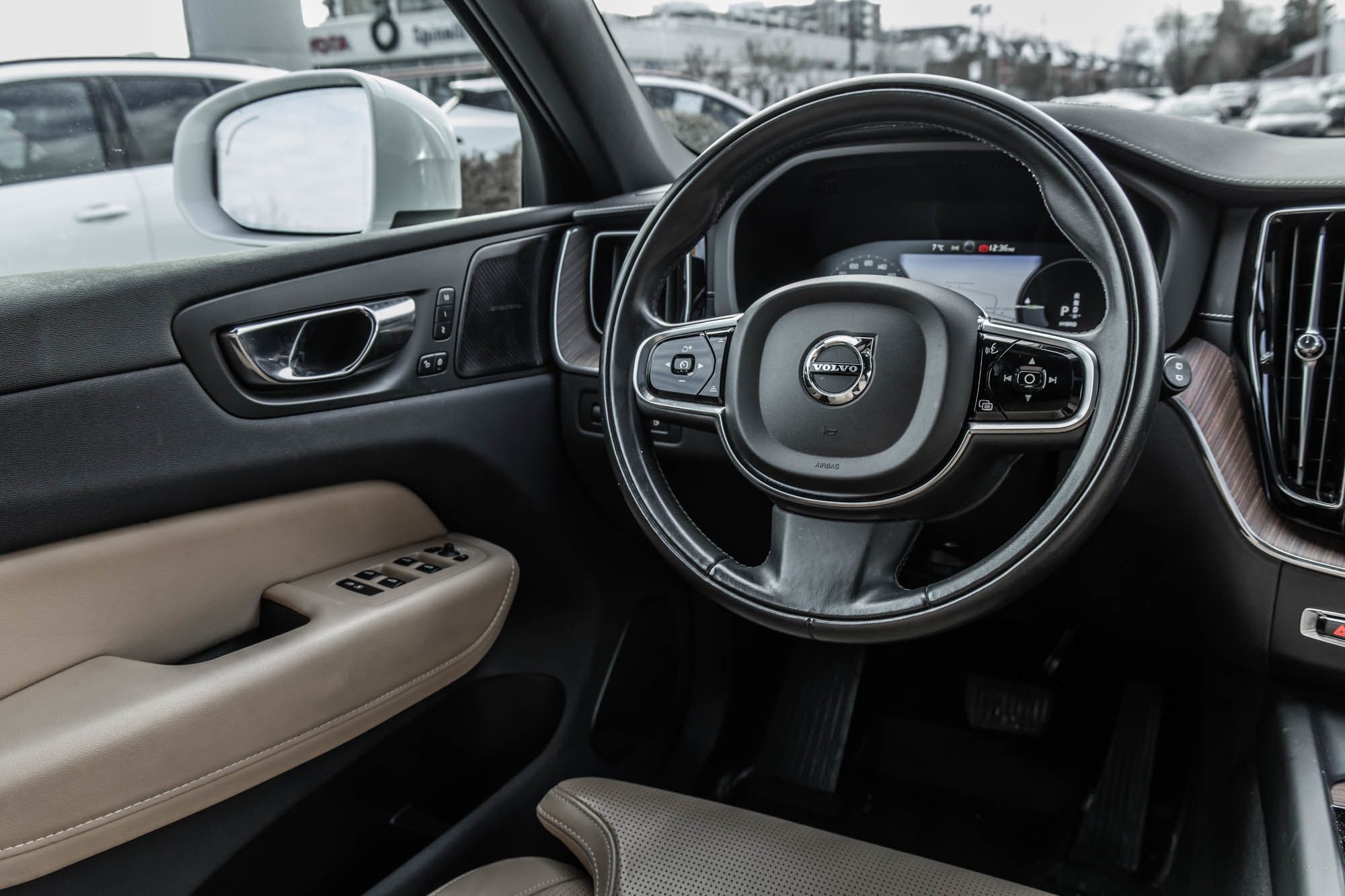 2021 Volvo XC60 in Pointe-Claire, Quebec