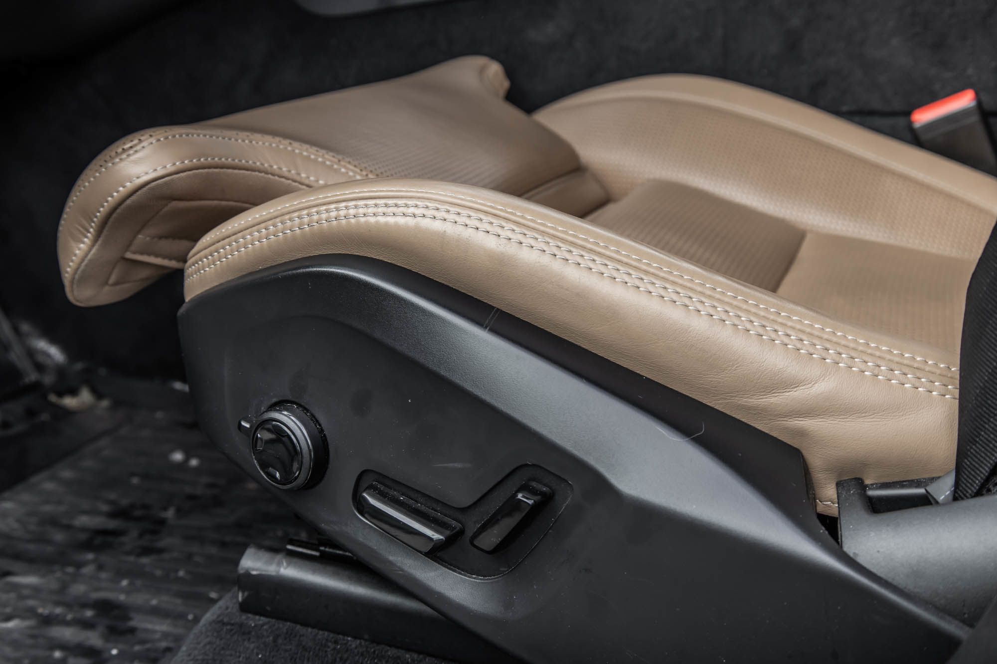 2021 Volvo XC60 in Pointe-Claire, Quebec