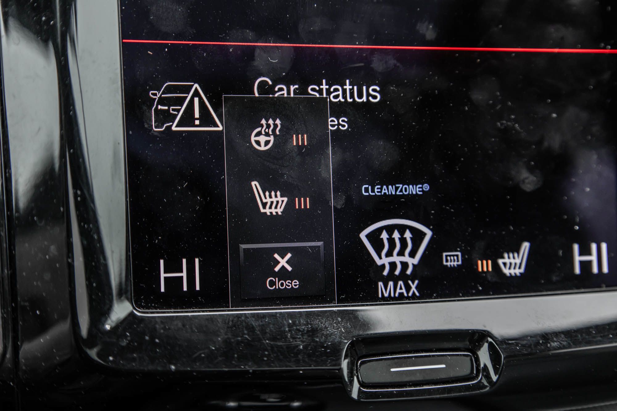 2021 Volvo XC60 in Pointe-Claire, Quebec