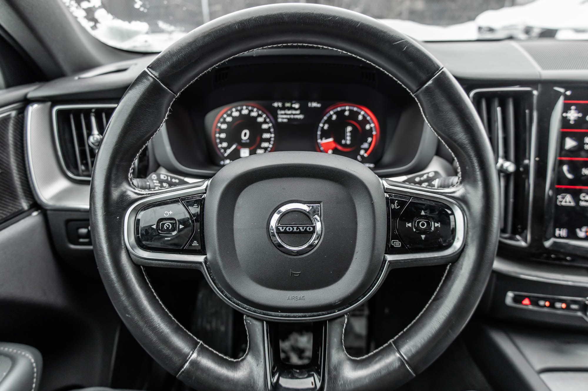 2021 Volvo XC60 in Pointe-Claire, Quebec