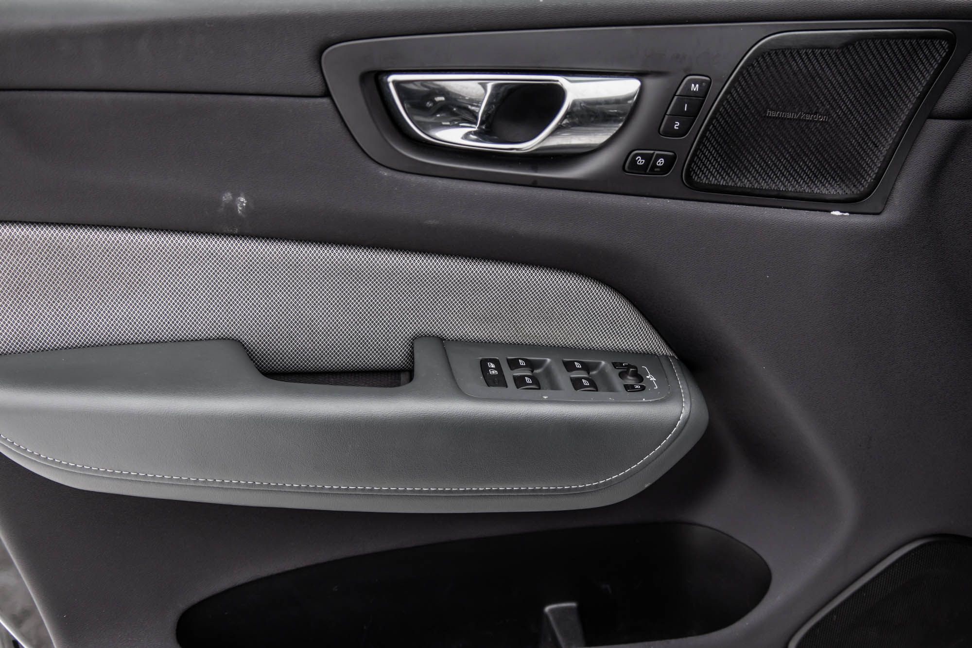 2021 Volvo XC60 in Pointe-Claire, Quebec