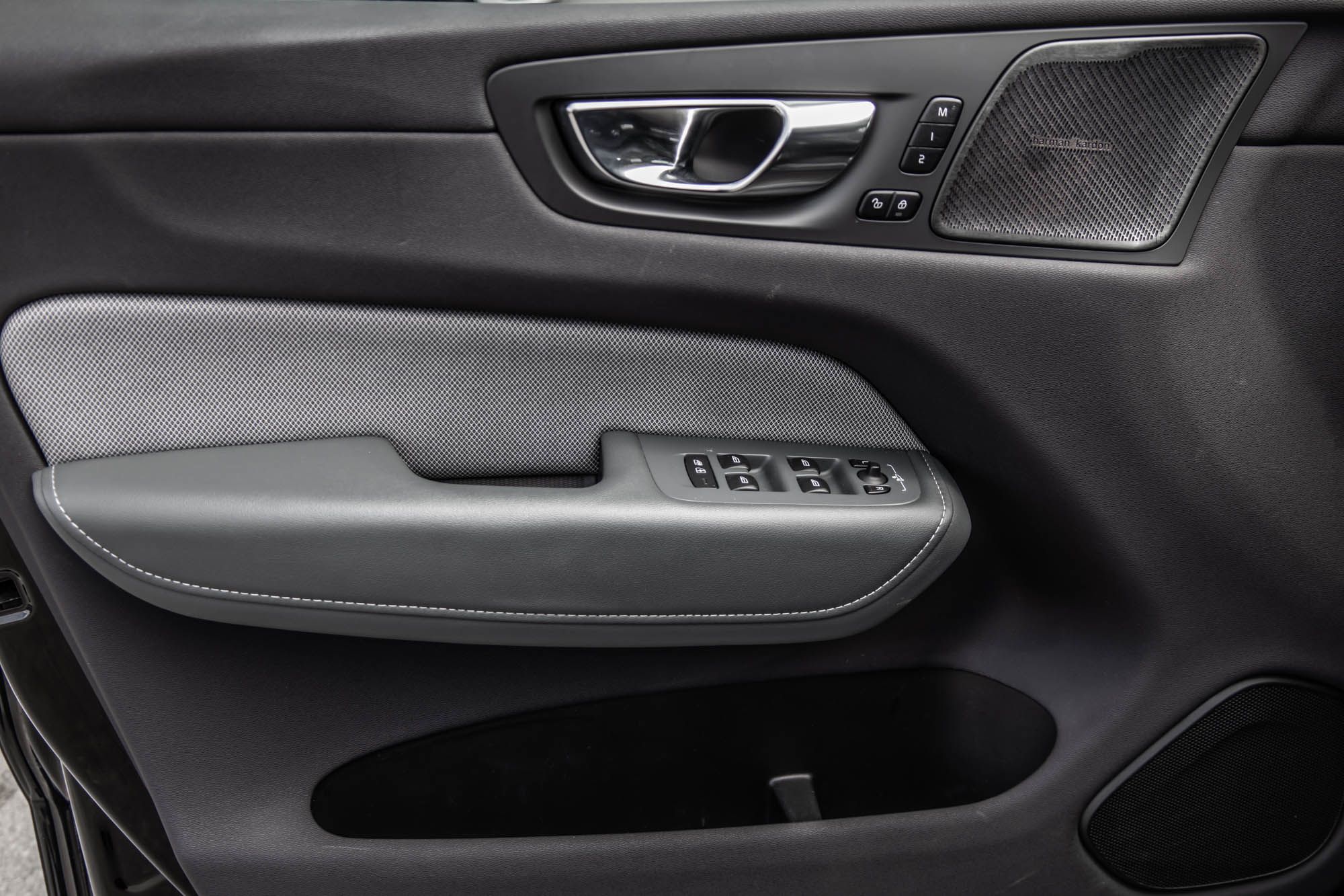 2021 Volvo XC60 in Pointe-Claire, Quebec